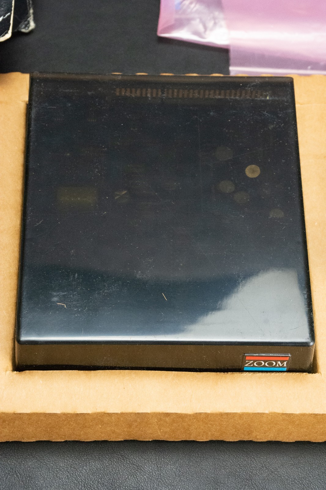 Vintage Zoom MX/AMX 2400 Baud External Dial-Up Modem Hayes Compatible RS-232