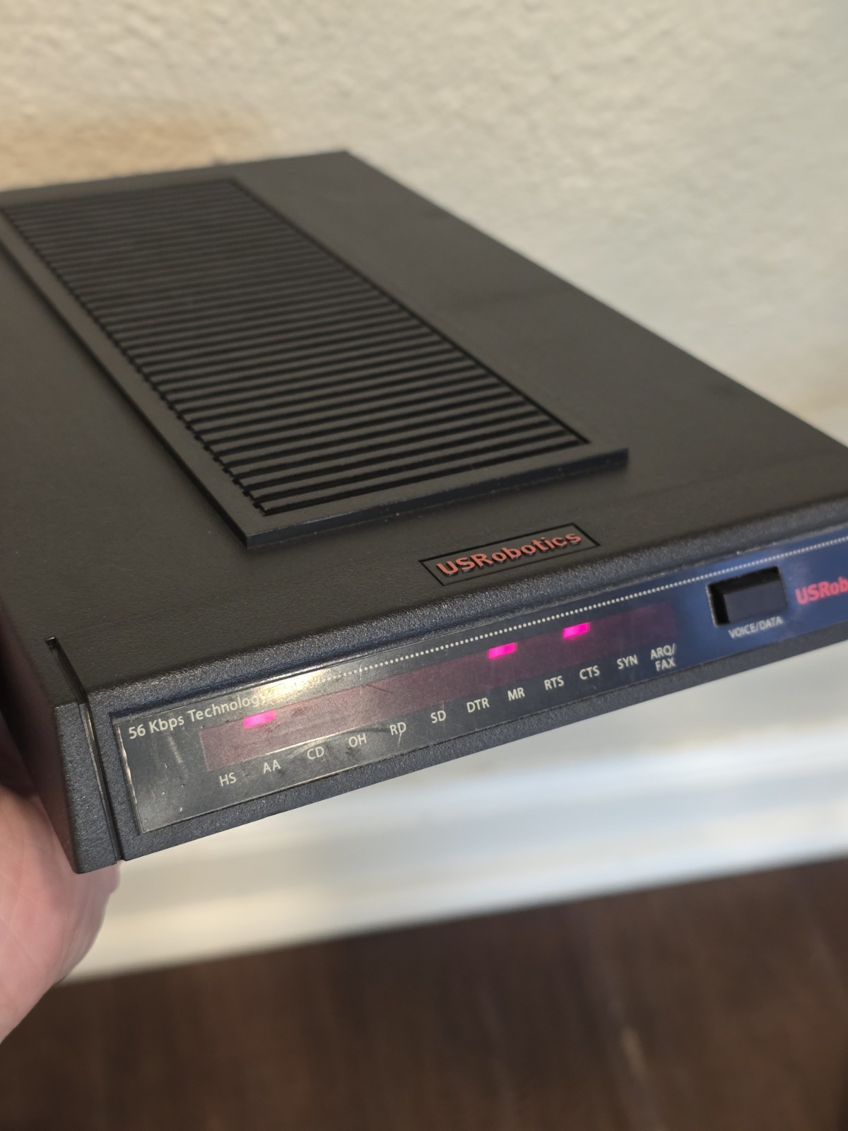 USRobotics Courier 56K V.Everything Business Modem USR3453C W/ Power Adapter EUC