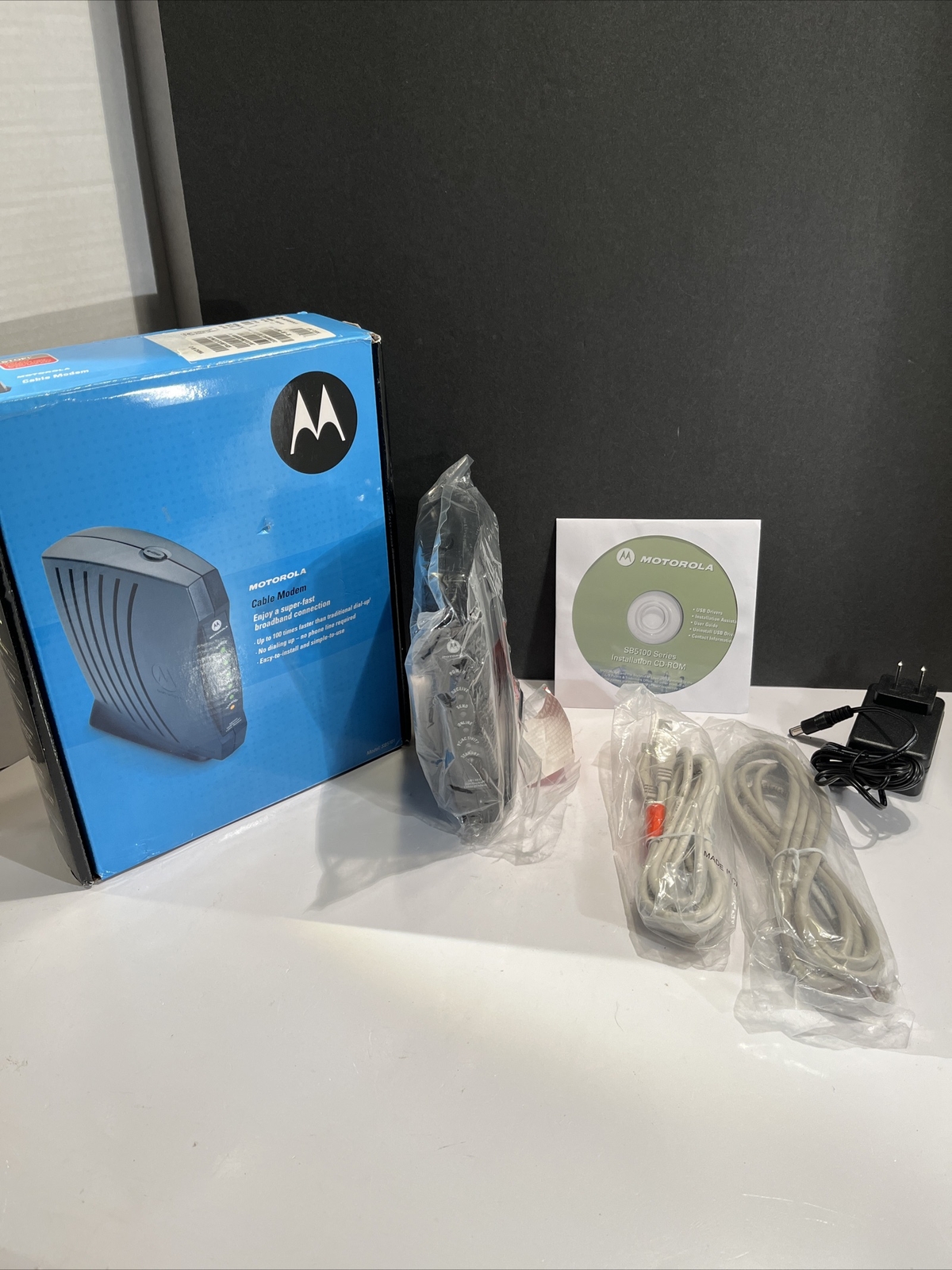 Motorola Cable Modem Model SB5101 Open Box