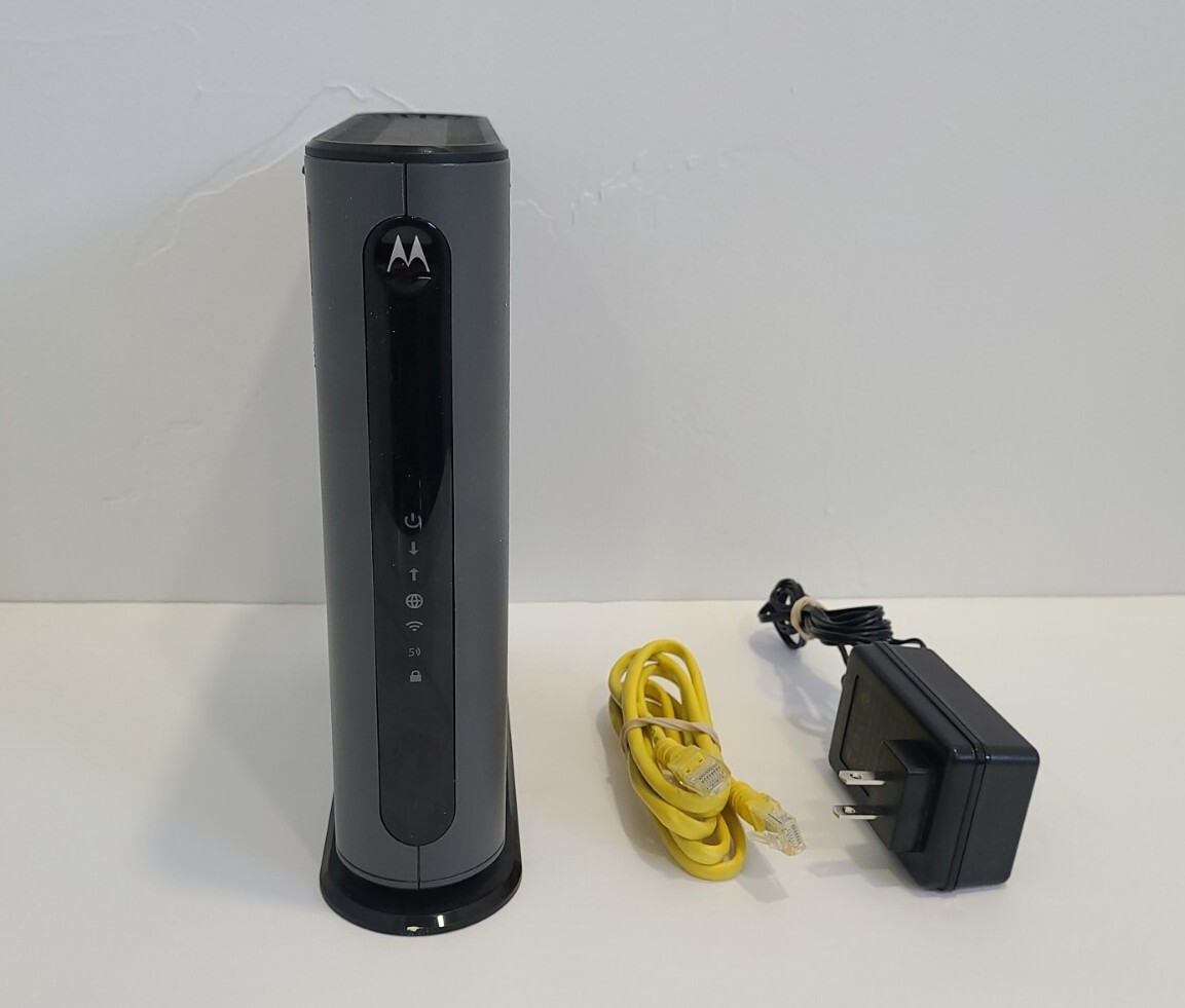 MOTOROLA 16X4 AC1900 MG7550 DOCSIS 3.0 CABLE MODEM PLUS WIFI ROUTER