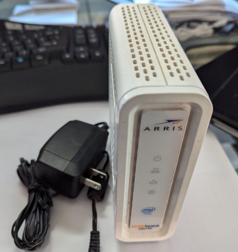ARRIS – SURFboard – SB6190 – DOCSIS 3.0 Cable Modem – White Up To – 1.4 Gbps