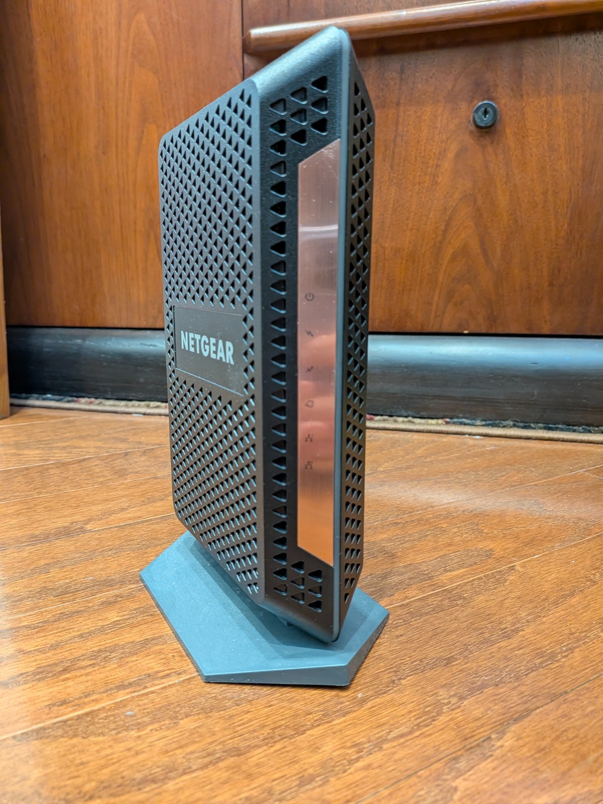 NETGEAR CM1100 DOCSIS 3.1 Multi-Gig Cable Modem | Excellent Condition