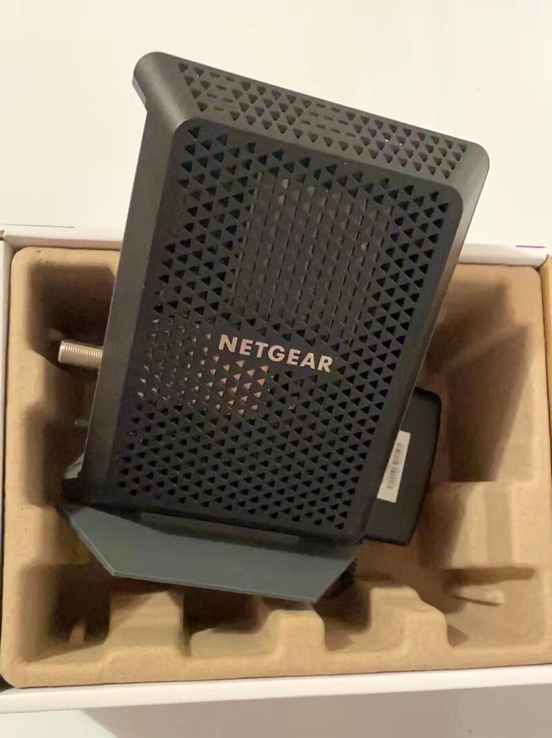 NETGEAR CM700-100NAS DOCSIS3.0 CableModem32x8  1.4gbps Xfinity/Comcast/Spectrum