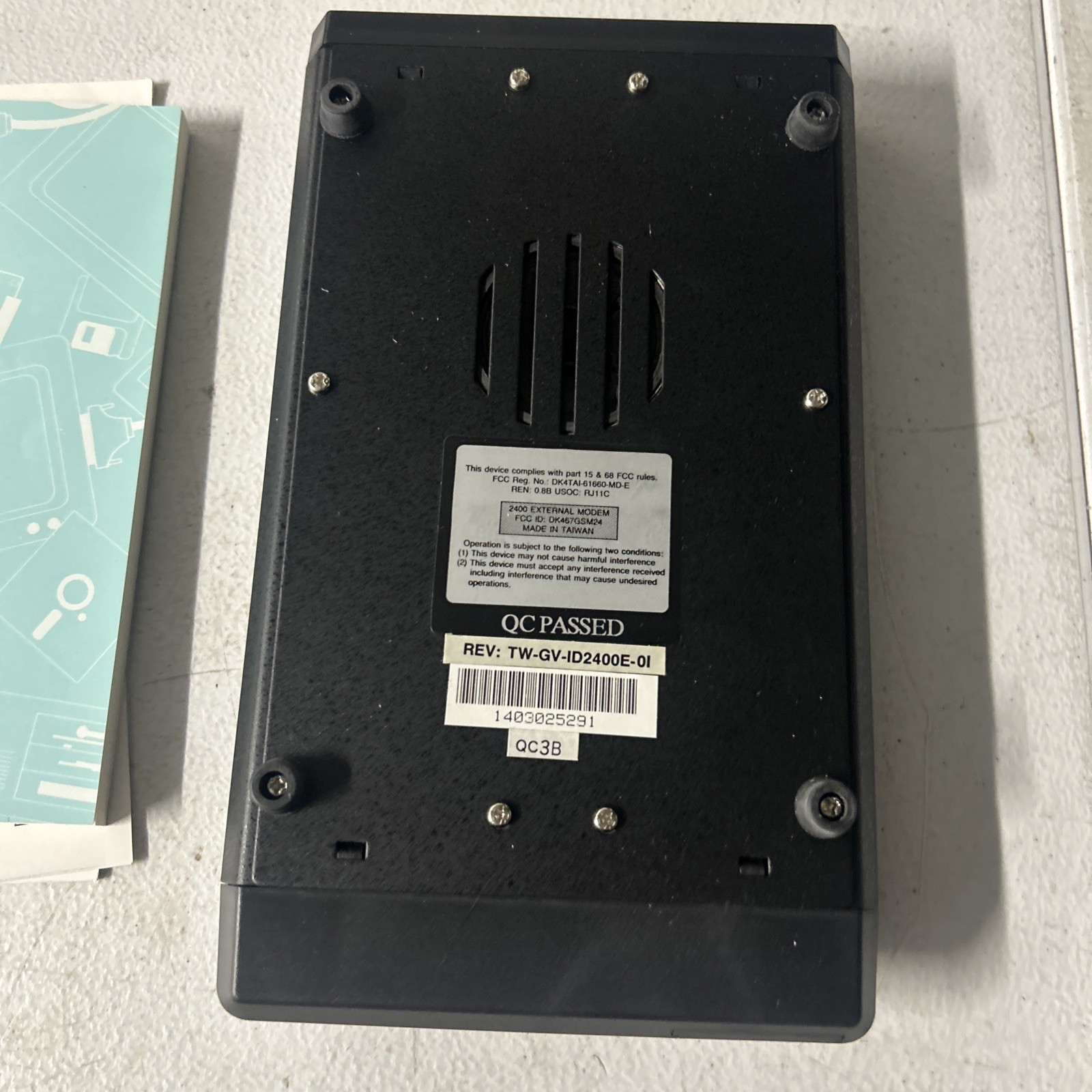 Identity External Modem ID2400E 2400 Bps w/Cords & Manual