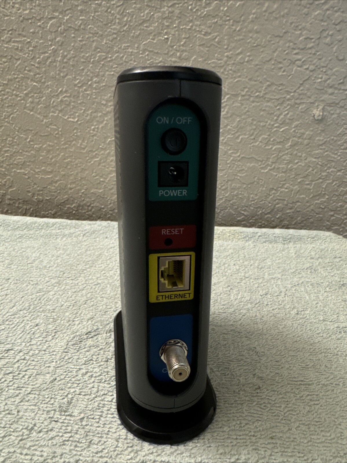Motorola 16×4 Cable Modem Model MB7420 686 Mbps DOCSIS 3.0 No Cables