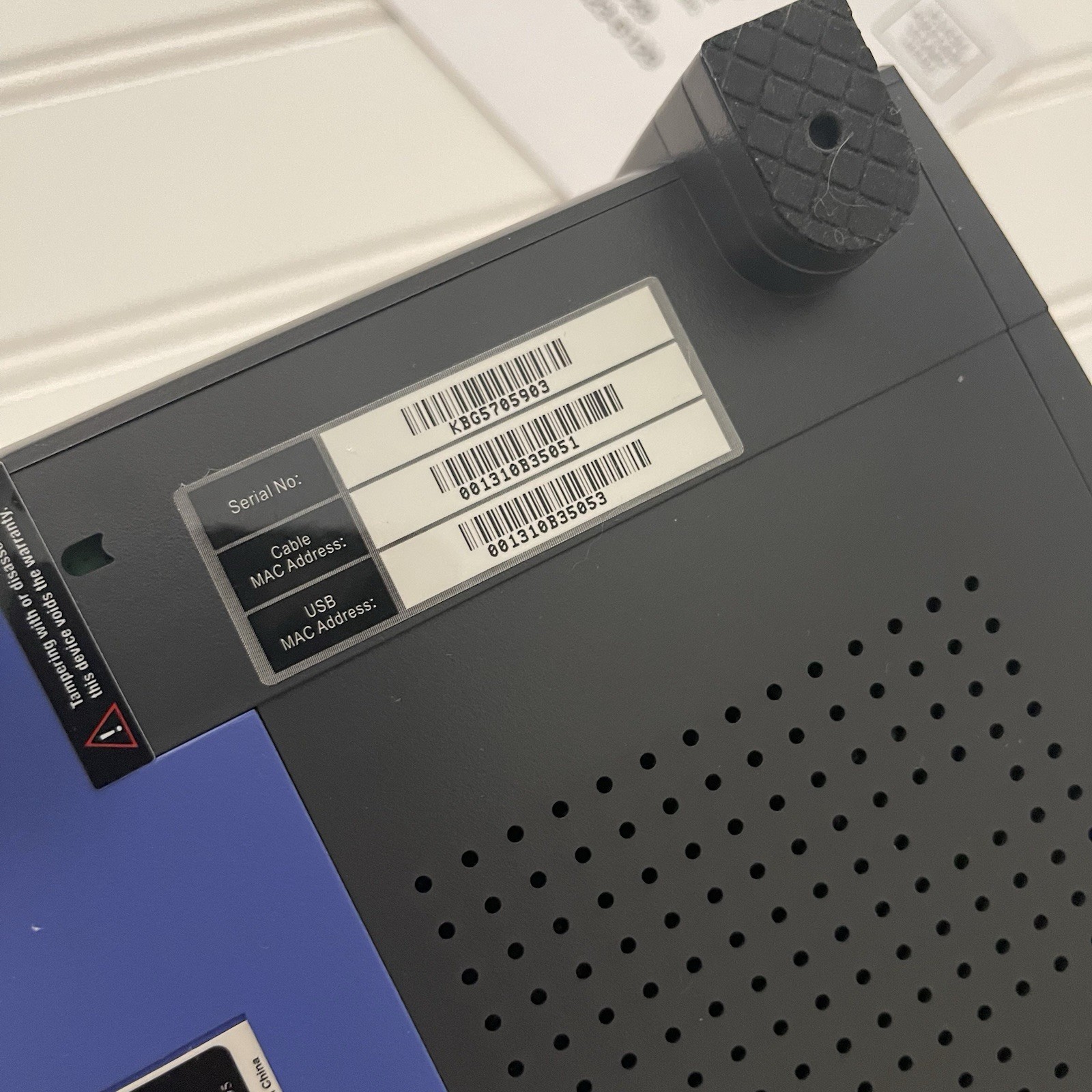 LINKSYS CABLE MODEM WITH USB AND ETHERNET CONNECTIONS MODEL BEFCMU10