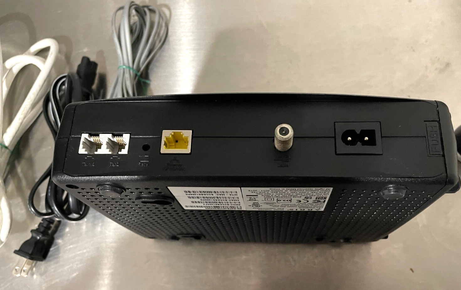 ARRIS TM822G DOCSIS 3.0 VoIP Telephony Modem + Ethernet Cable