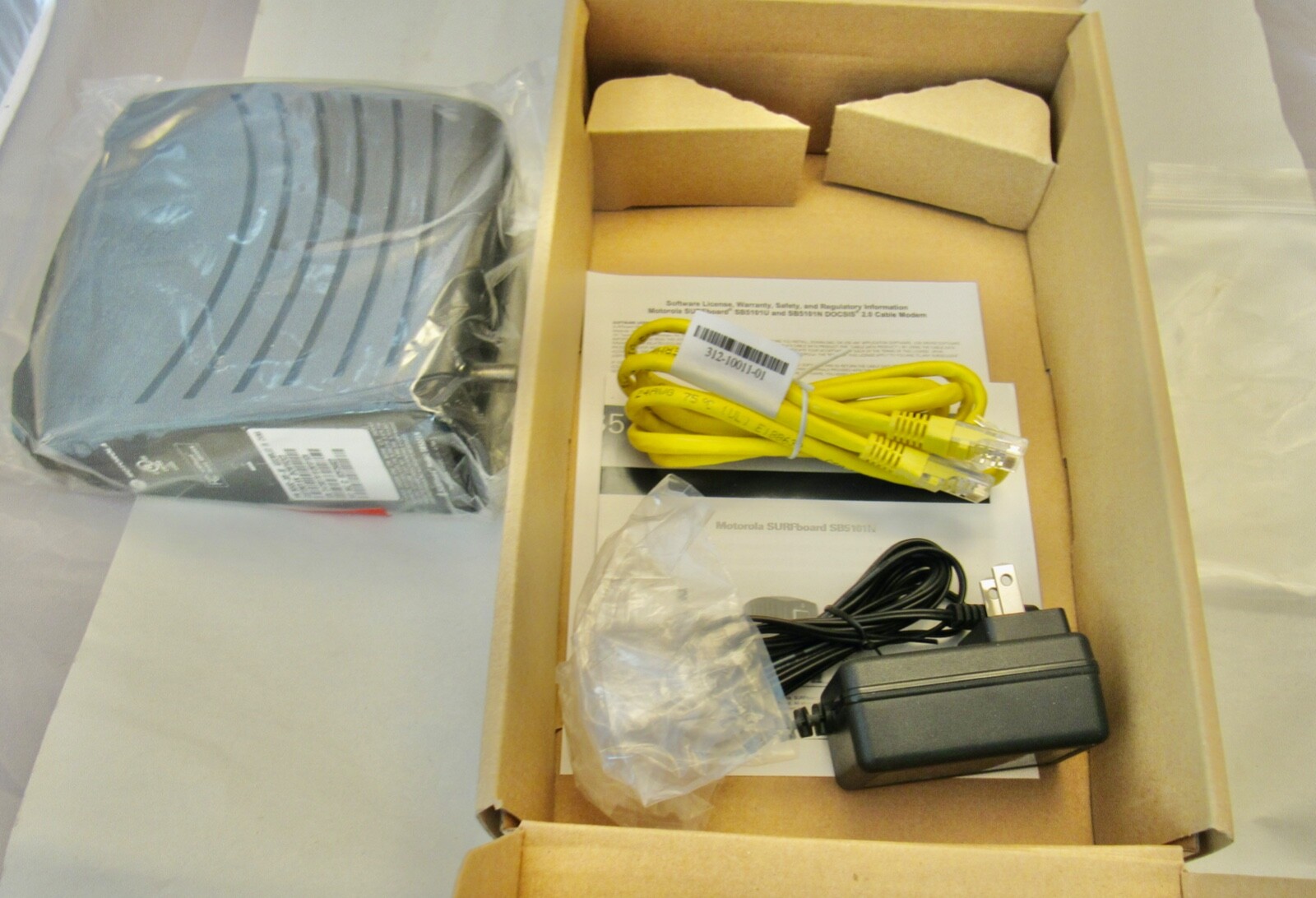 Motorola Surfboard SB5101N Cable Modem doscis 2.0 – Brand-New In Factory Box +++