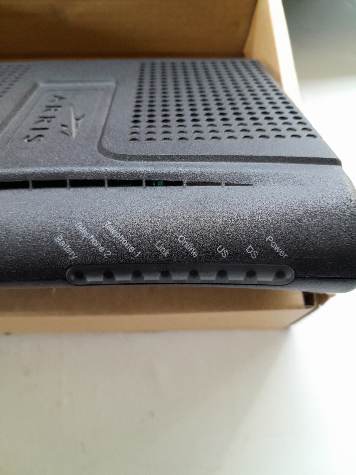 Arris 3.0 Cable Modem Model: TM602G/115 P/NTM02AC1G6 USED