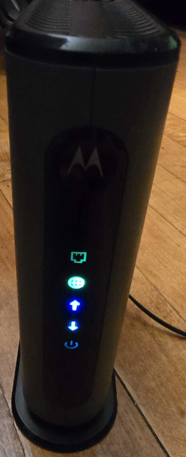 Motorola MB7420 16×4 D3.0 Cable Modem W/Power Supply No Nox