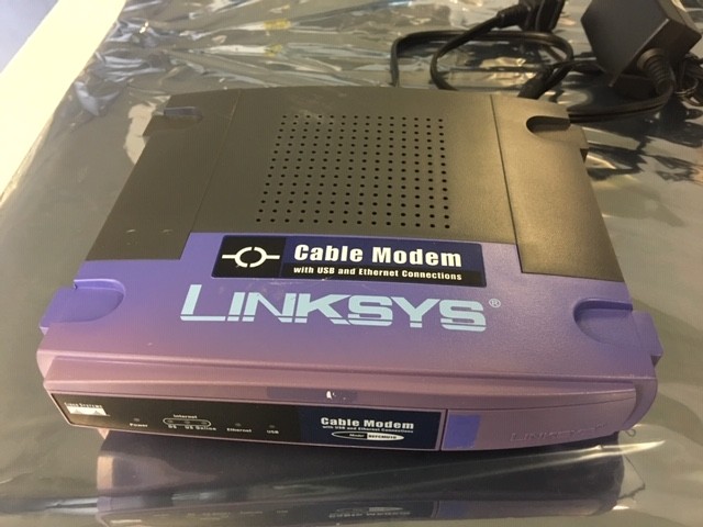 LINKSYS Etherfast Cable Modem with USB & Ethernet, BEFCMU10 VER 4