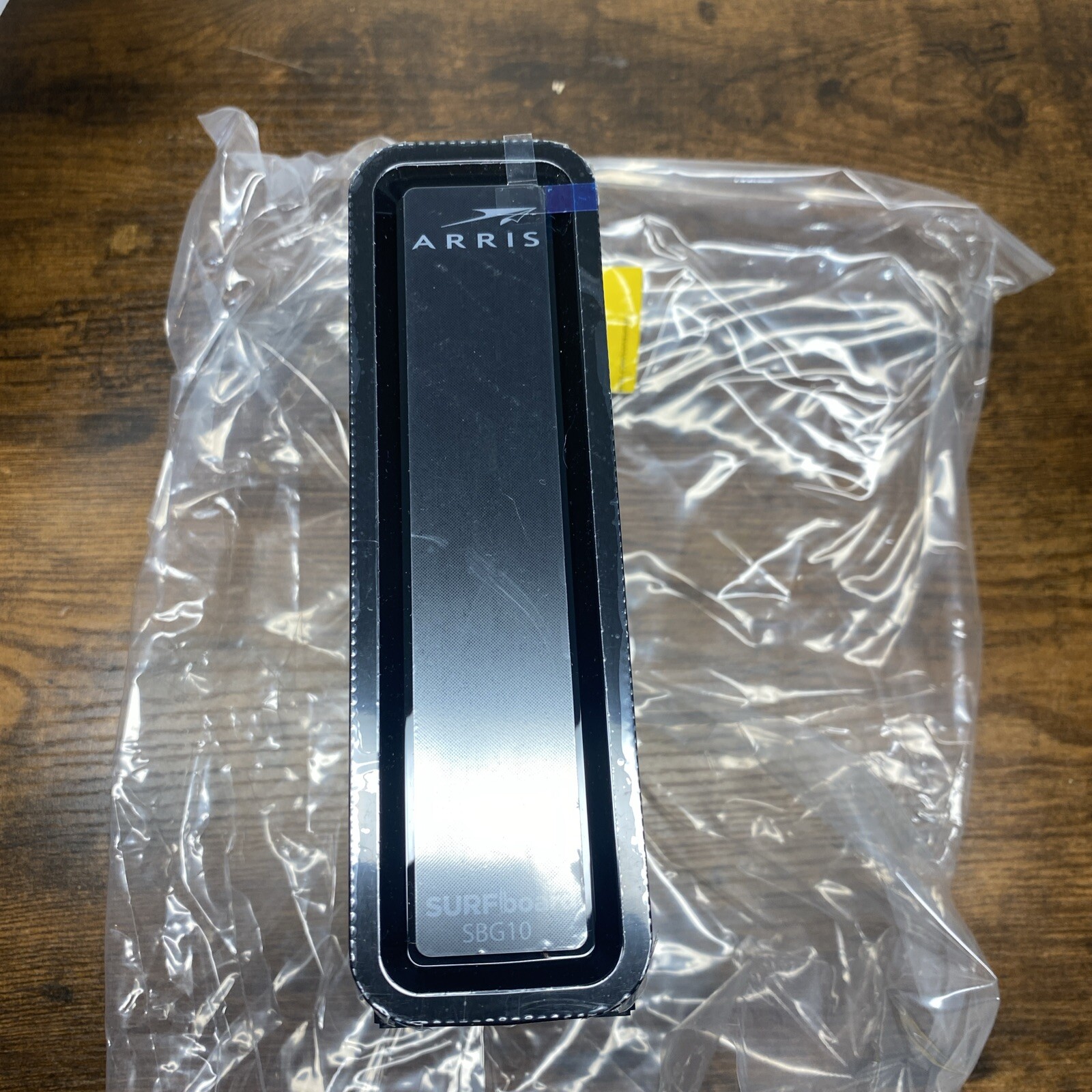 ARRIS SURFboard SBG10 Dual Band AC1600 Docsis 3 WIFI Cable Modem & Router In One