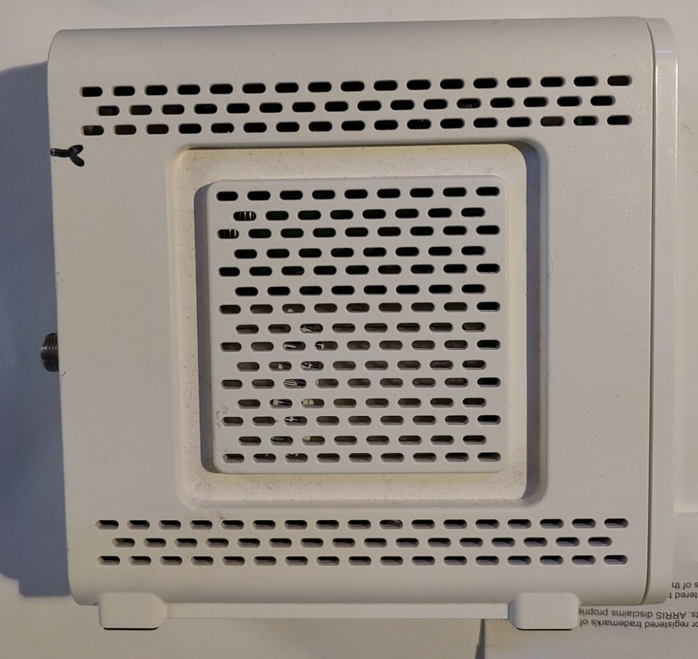 ARRIS SURFboard SB6141 8×4 DOCSIS 3.0 Cable Modem White