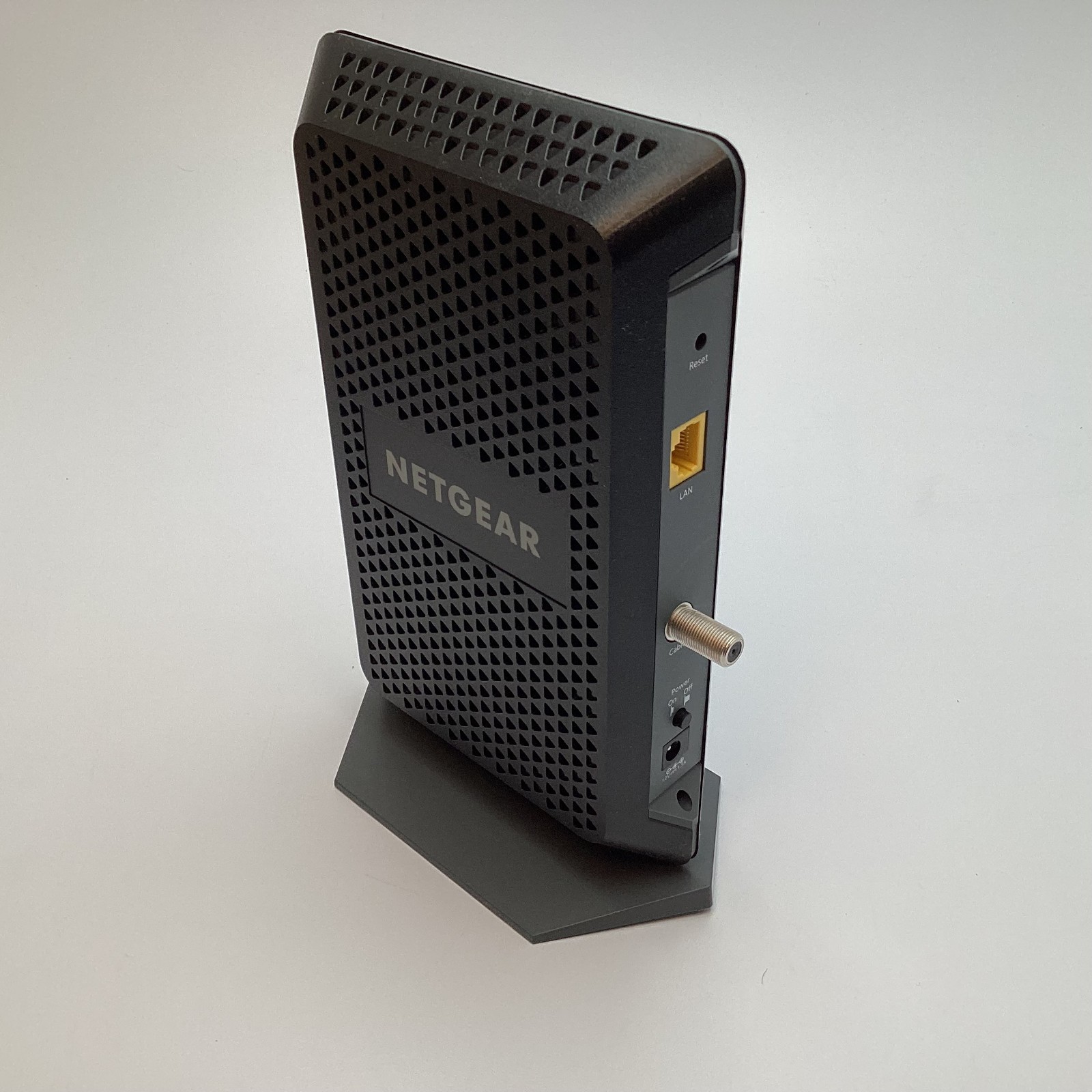 NETGEAR CM1000V2 Nighthawk DOCSIS 3.1 Cable Modem w/ Power Cord – Nice