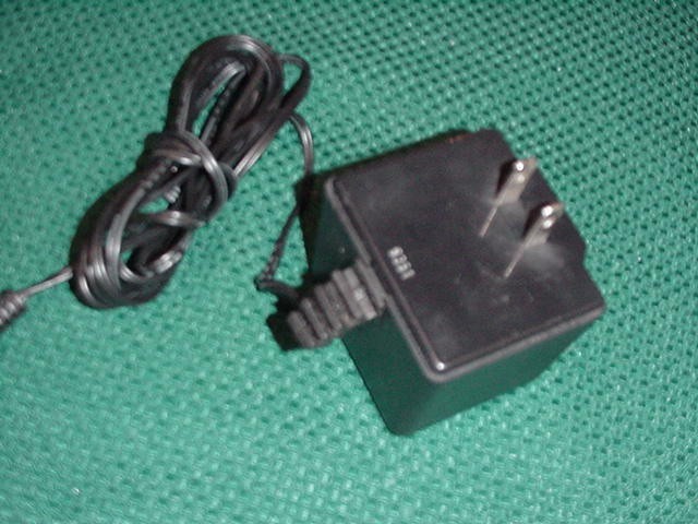 Hayes 52-00042 Power Adapter Model No. T41-090800-A01 Output: 9VAV 800mA