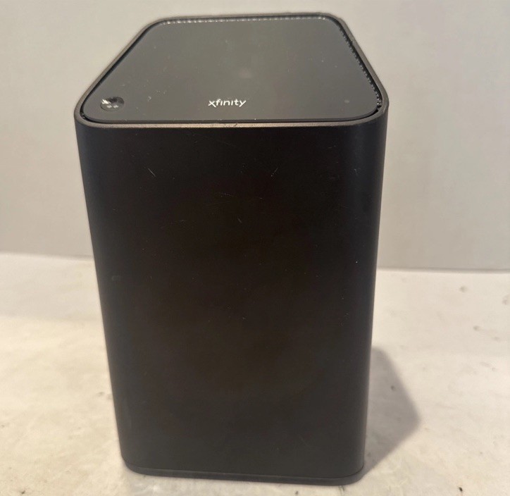 XFINITY XB6-A Modem Router Dual Band WiFi TG02DCW3482P2CT