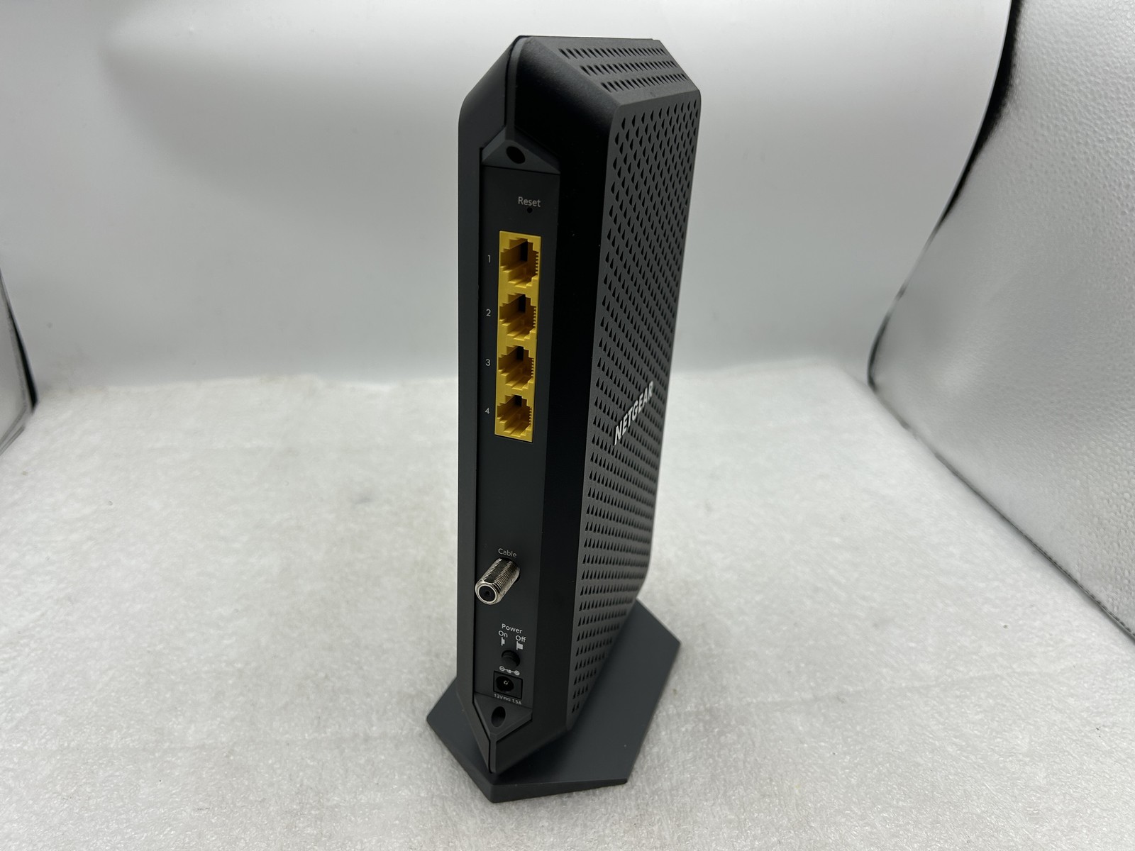 NETGEAR Nighthawk CM1200 DOCSIS 3.1 Multi-Gig Cable Modem 4-Port w/ AC FREE S/H