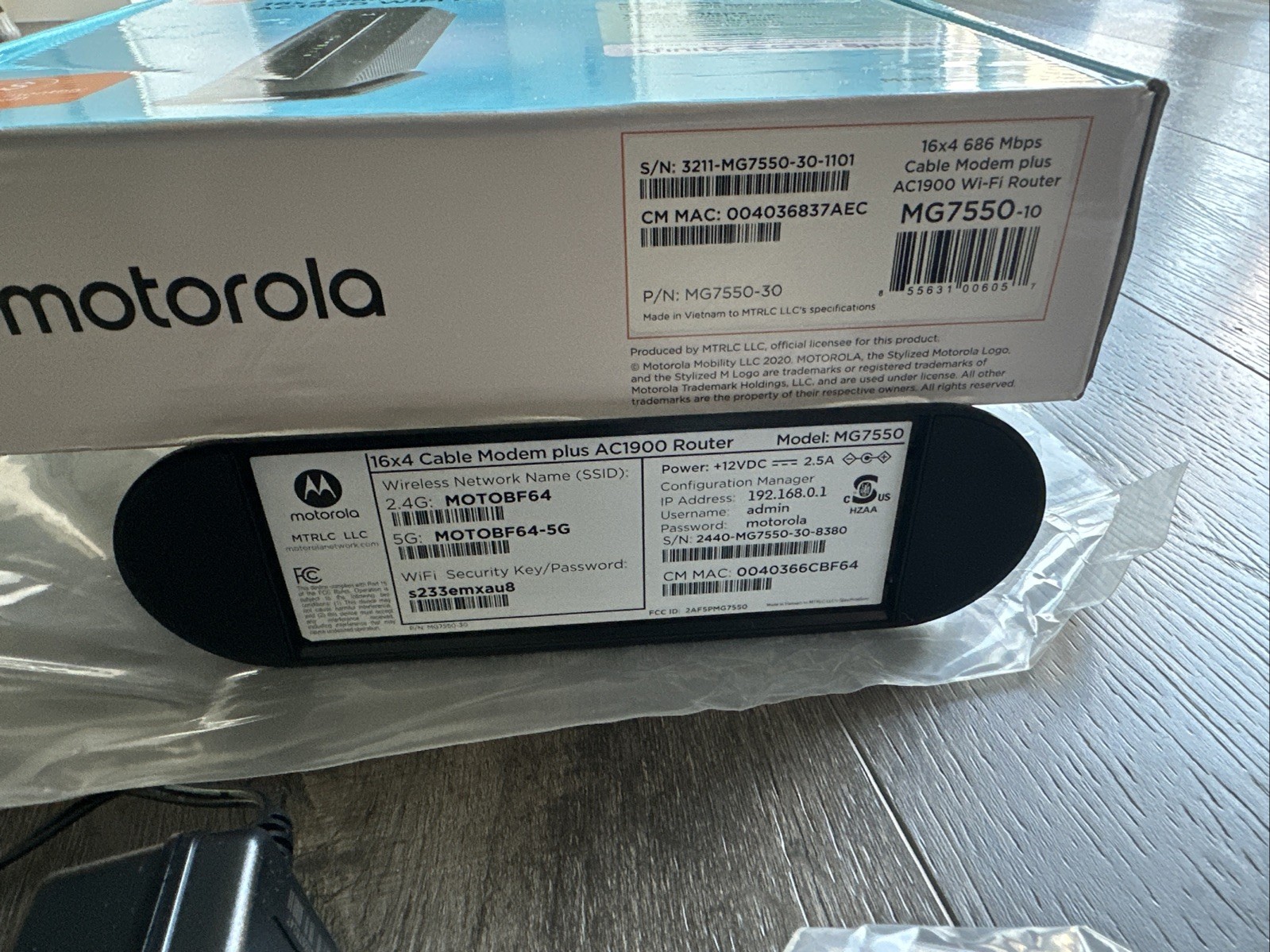Motorola MG7550 16×4 DOCSIS 3.0 Cable Modem Plus AC1900 WiFi Router – New Sealed