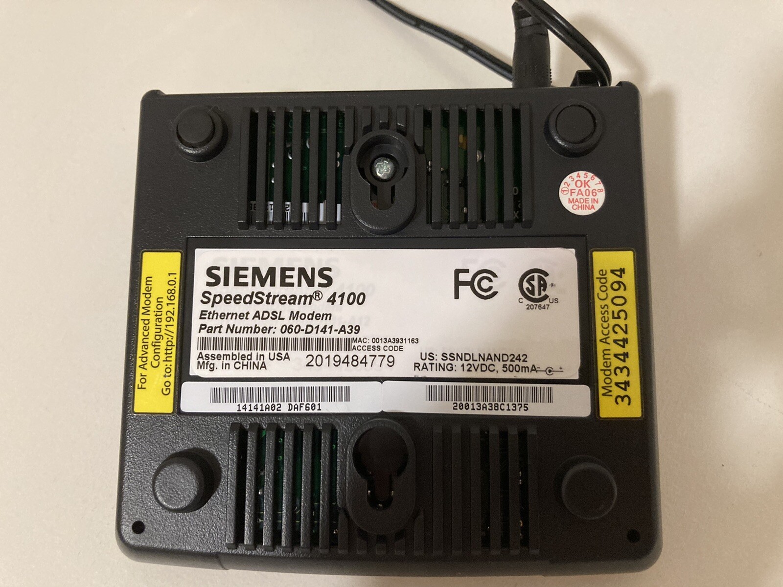SIEMENS SpeedStream 4100 Ethernet ADSL Modem 060-D141-A39