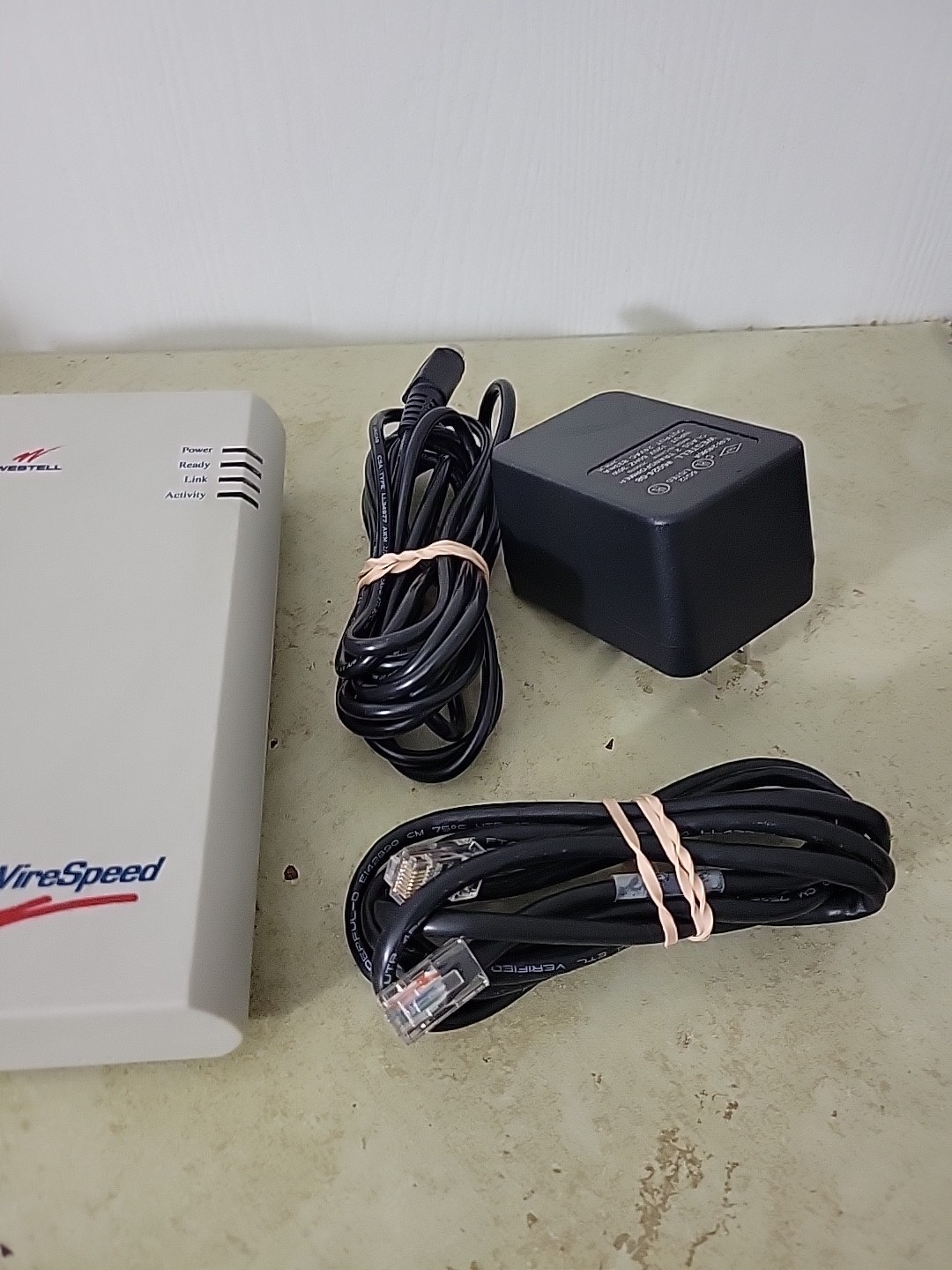 Vintage Westell DSL Modem (B90-36R516)