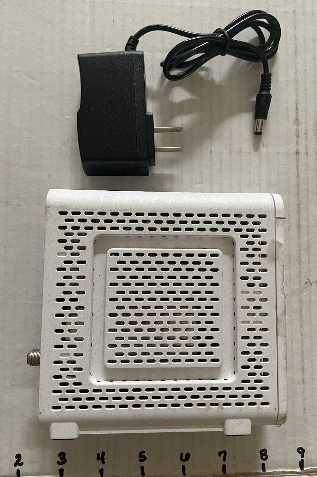 Arris Surfboard SB8200 Cable Modem