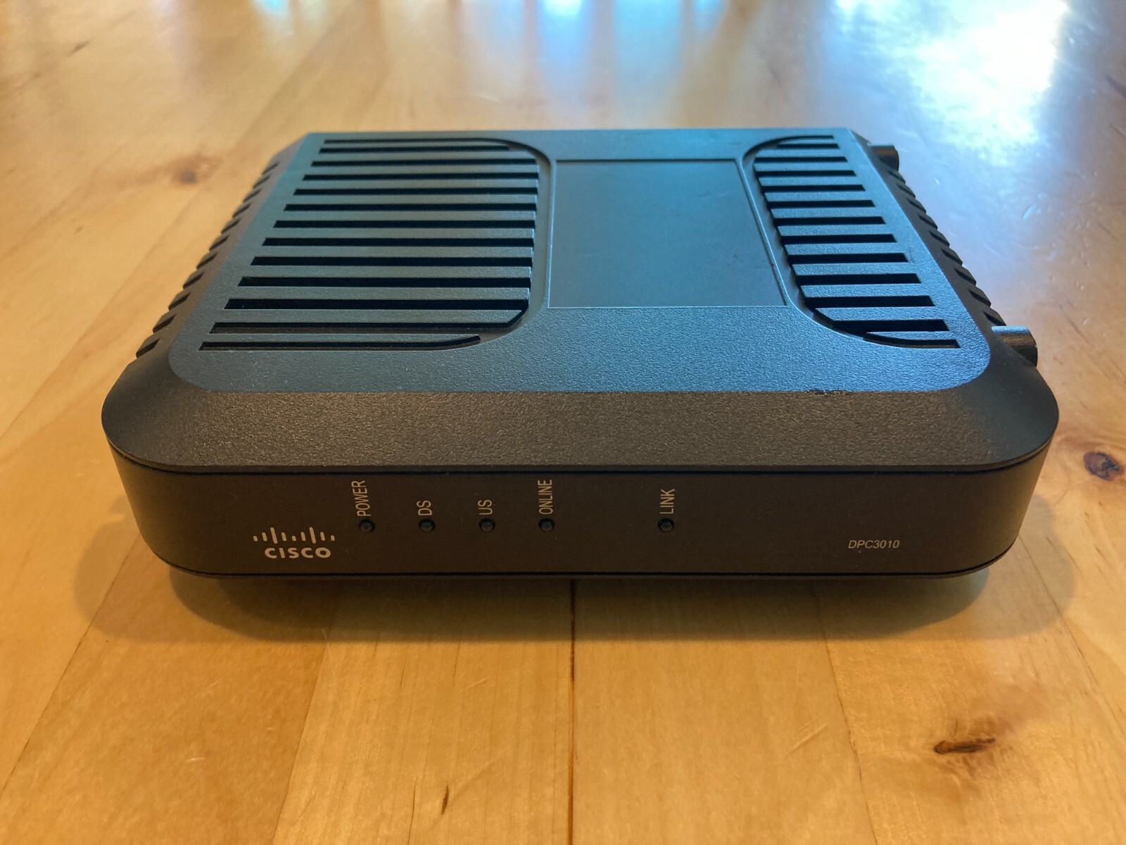 Cisco DPC3010 (4027668) Modem With Cord Ethernet And USB Ports