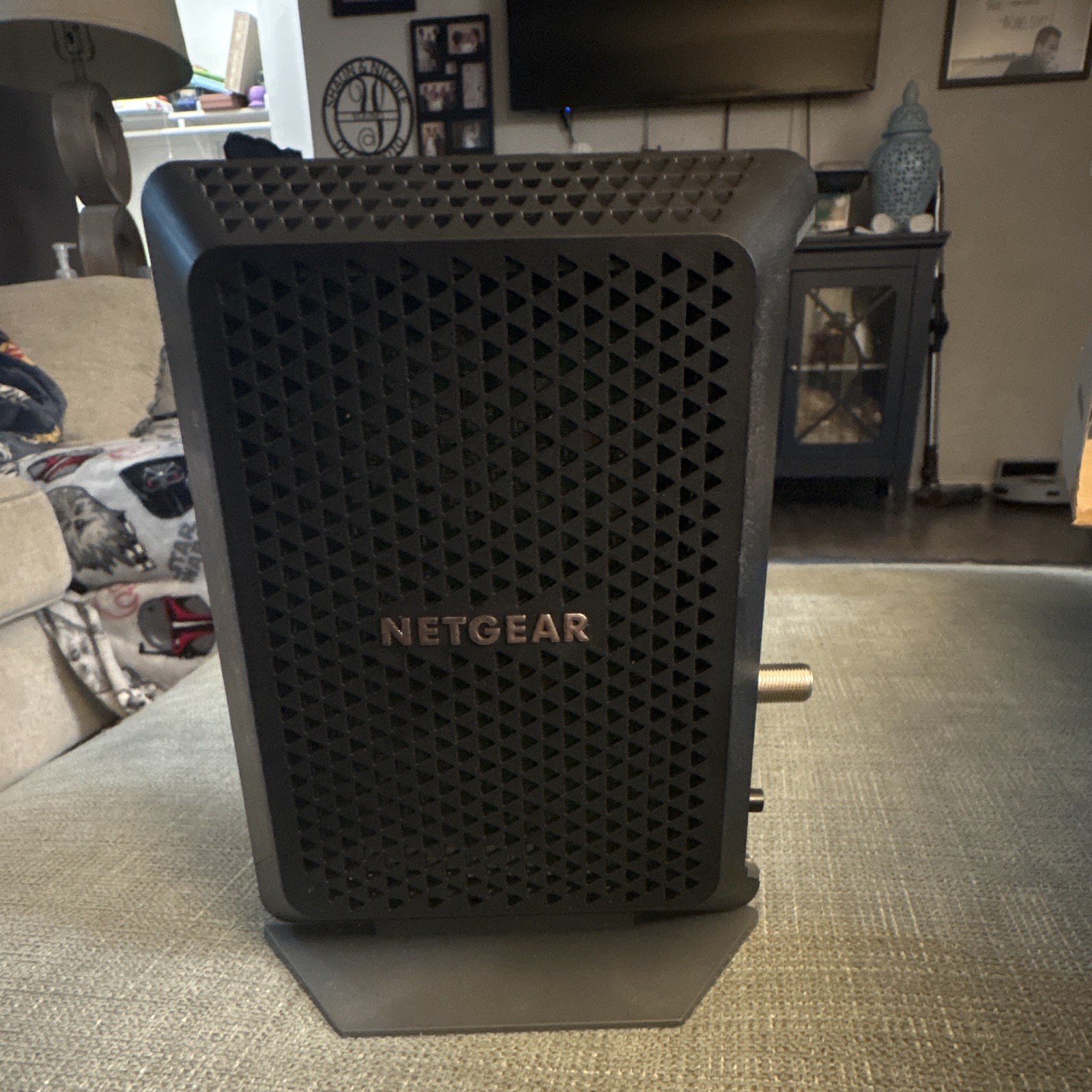 NETGEAR CM700 Cable Modem DOCSIS 3.0 32×8 1.4 Gbps CM700-1AZNAS