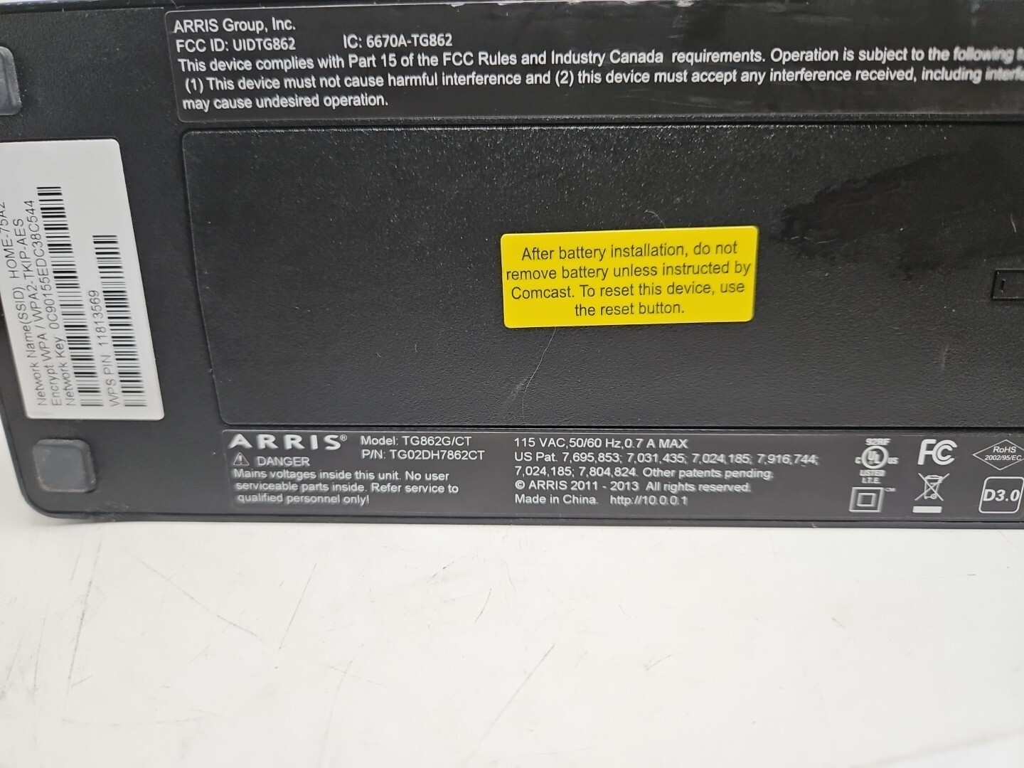 ARRIS TG862G/CT Gateway (Modem + Router) with Battery Backup FOR PARTS
