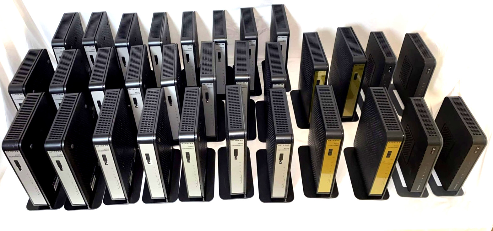 Lot x 31 – NETGEAR CG3000D v1 & v2, & CG45000BD Cable Modem Routers – READ