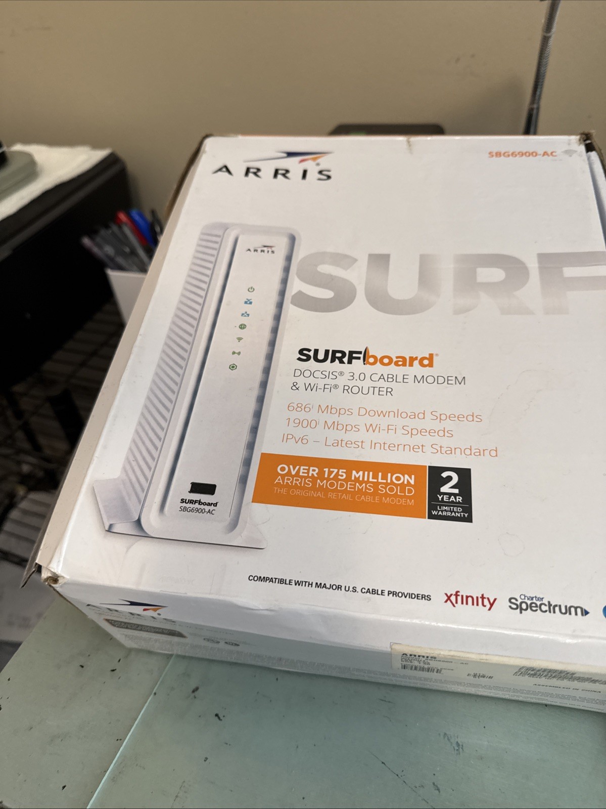 ARRIS SURFboard SBG6900AC DOCSIS 3.0 16×4 Cable Modem + AC1900 WiFi Router