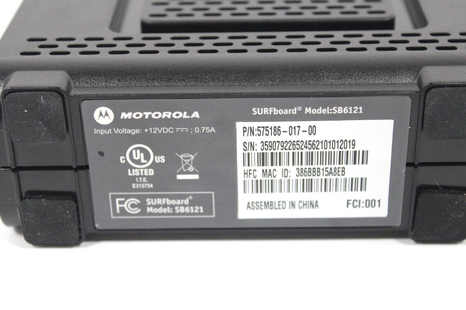 Motorola Surfboard SB6121 Cable Modem DOCSIS 3.0 – Pre-owned