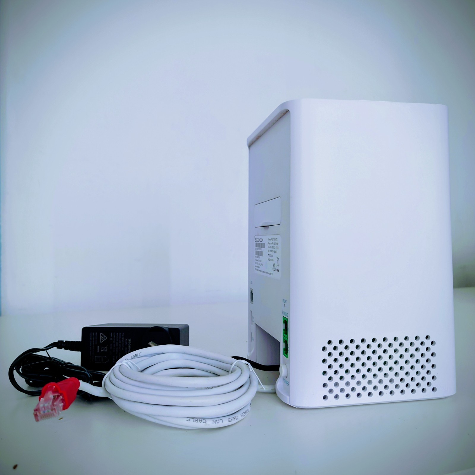 Optus Sagemcom F@ST 5366 LTE Gateway Modem Router – Wi-Fi – With Power Adapter