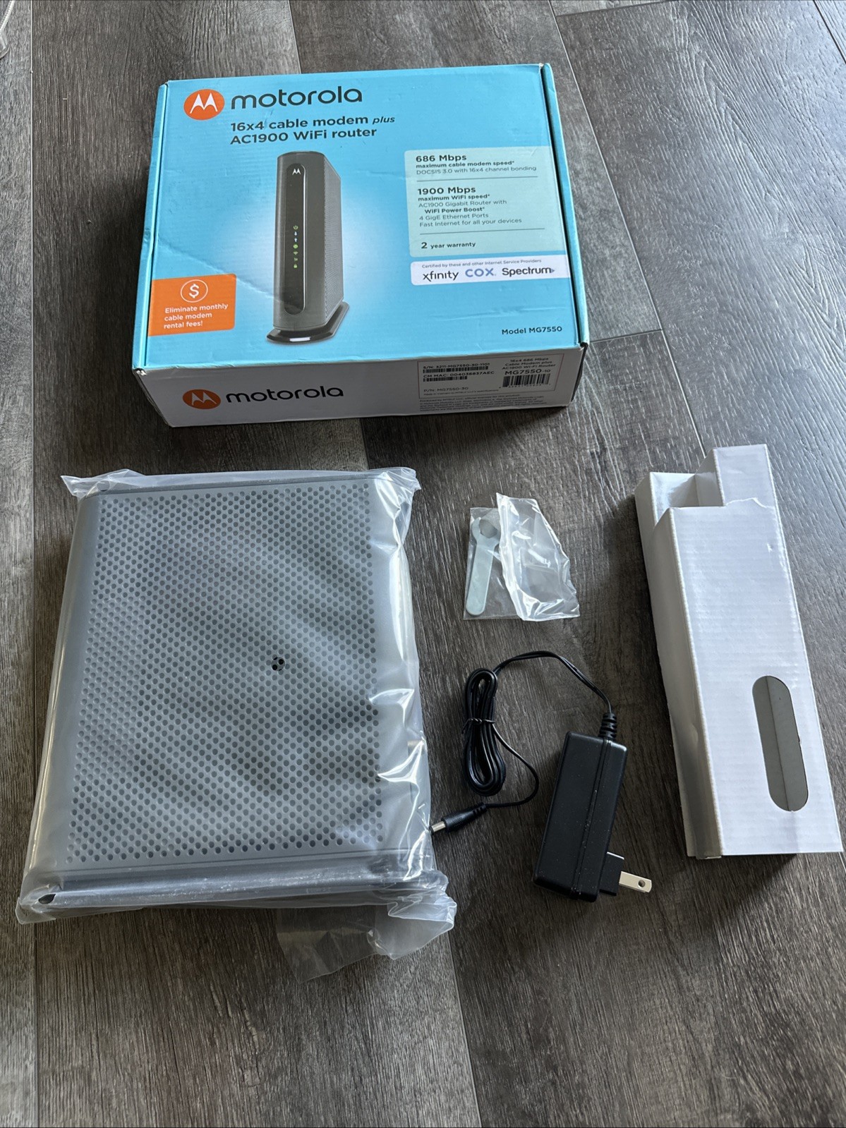 Motorola MG7550 16×4 DOCSIS 3.0 Cable Modem Plus AC1900 WiFi Router – New Sealed