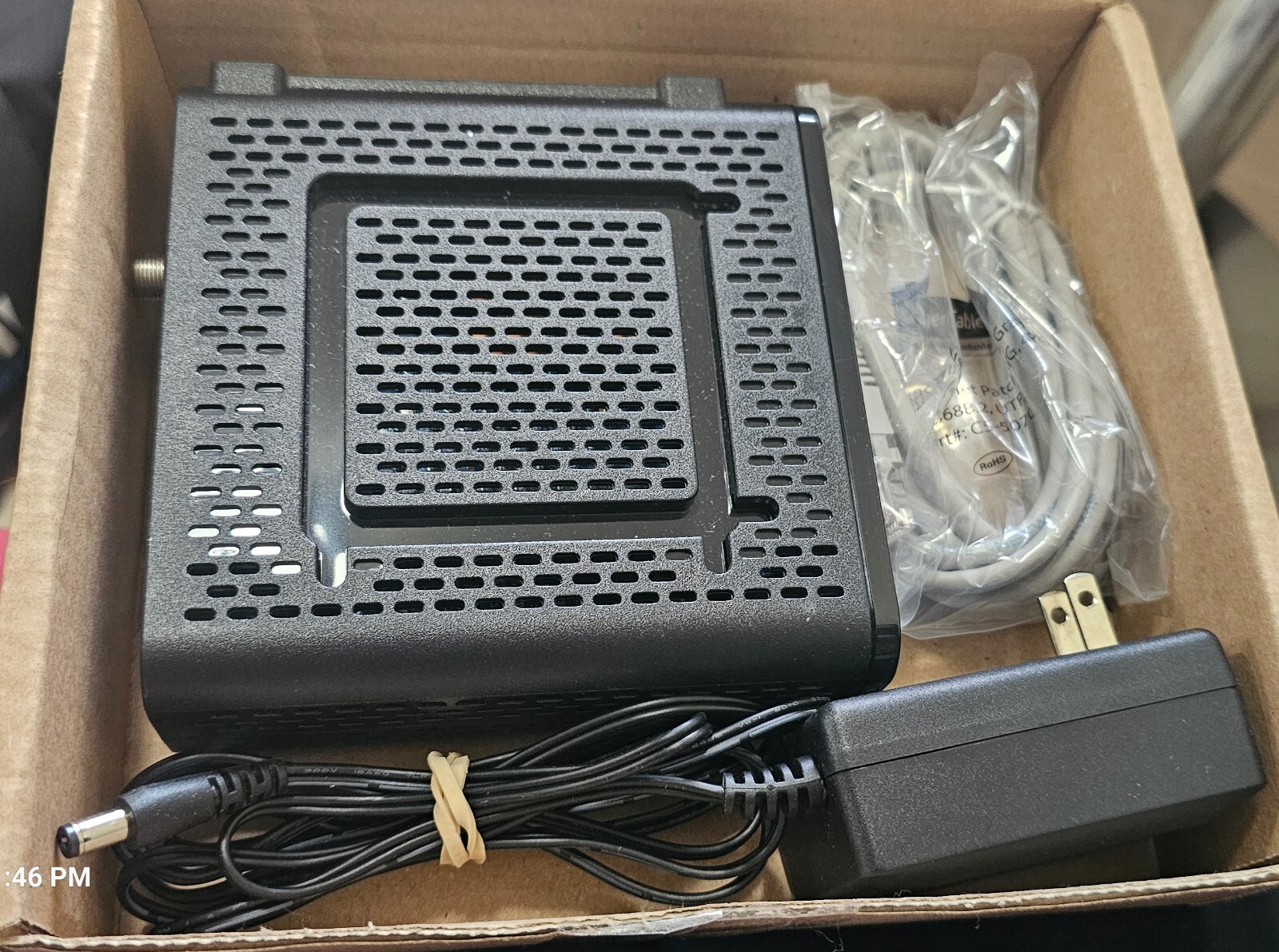 ARRIS Touchstone CM8200A DOCSIS 3.1 Ultra Fast Cable Modem – Black –