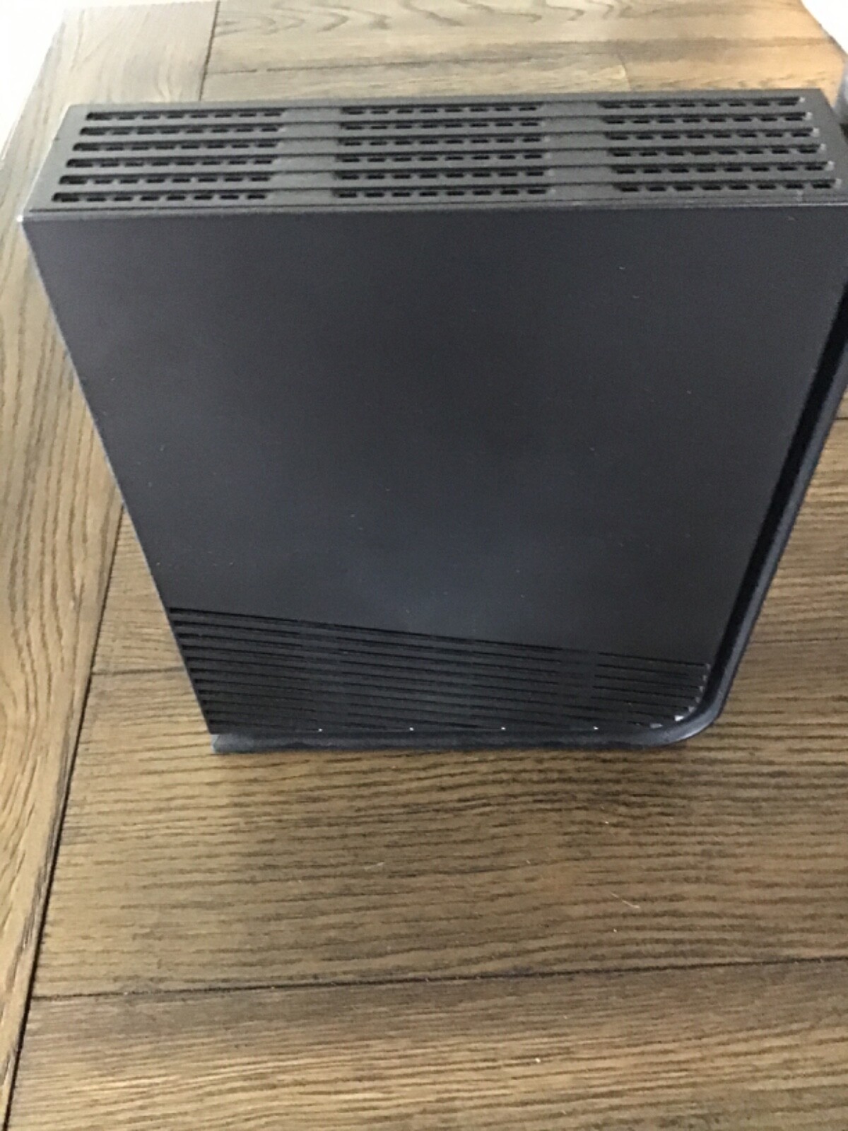 Arris Surfboard SBG7600AC2 DOCSIS 3.0 Cable Modem & AC2350 Dual-Band Wi-Fi