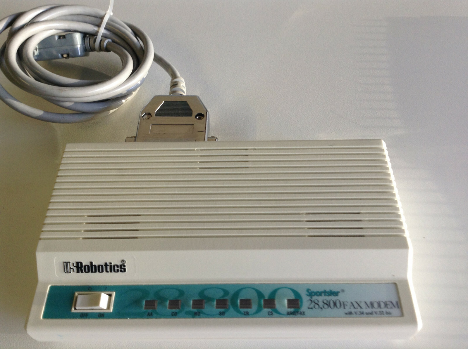 BB14: USRobotics Sportster 28,800 FaxModem CJE-0340 w/ V.34 and V.32