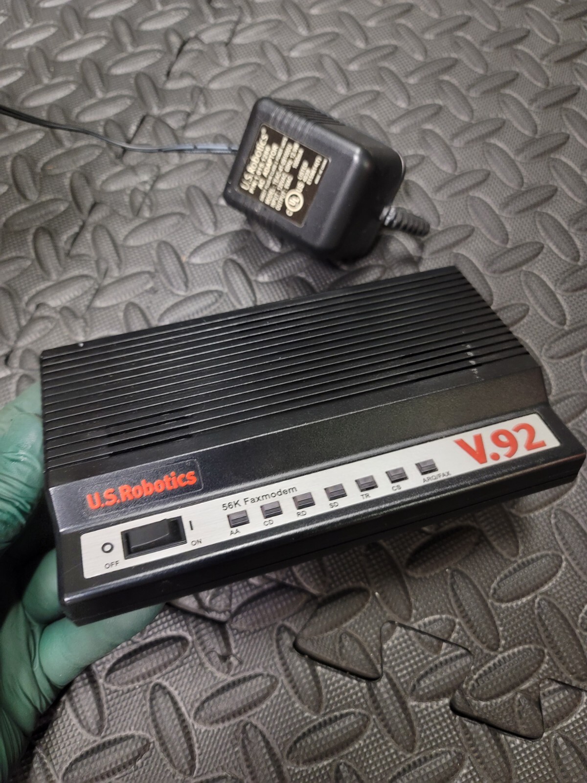 US Robotics 56K V.92 Fax Modem Model: 5686E