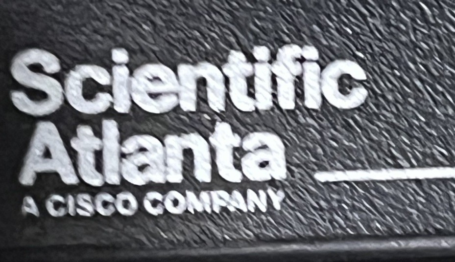 Scientific Atlanta Cable Modem DPC2100R2 w/Power Supply & Ethernet Cable Used