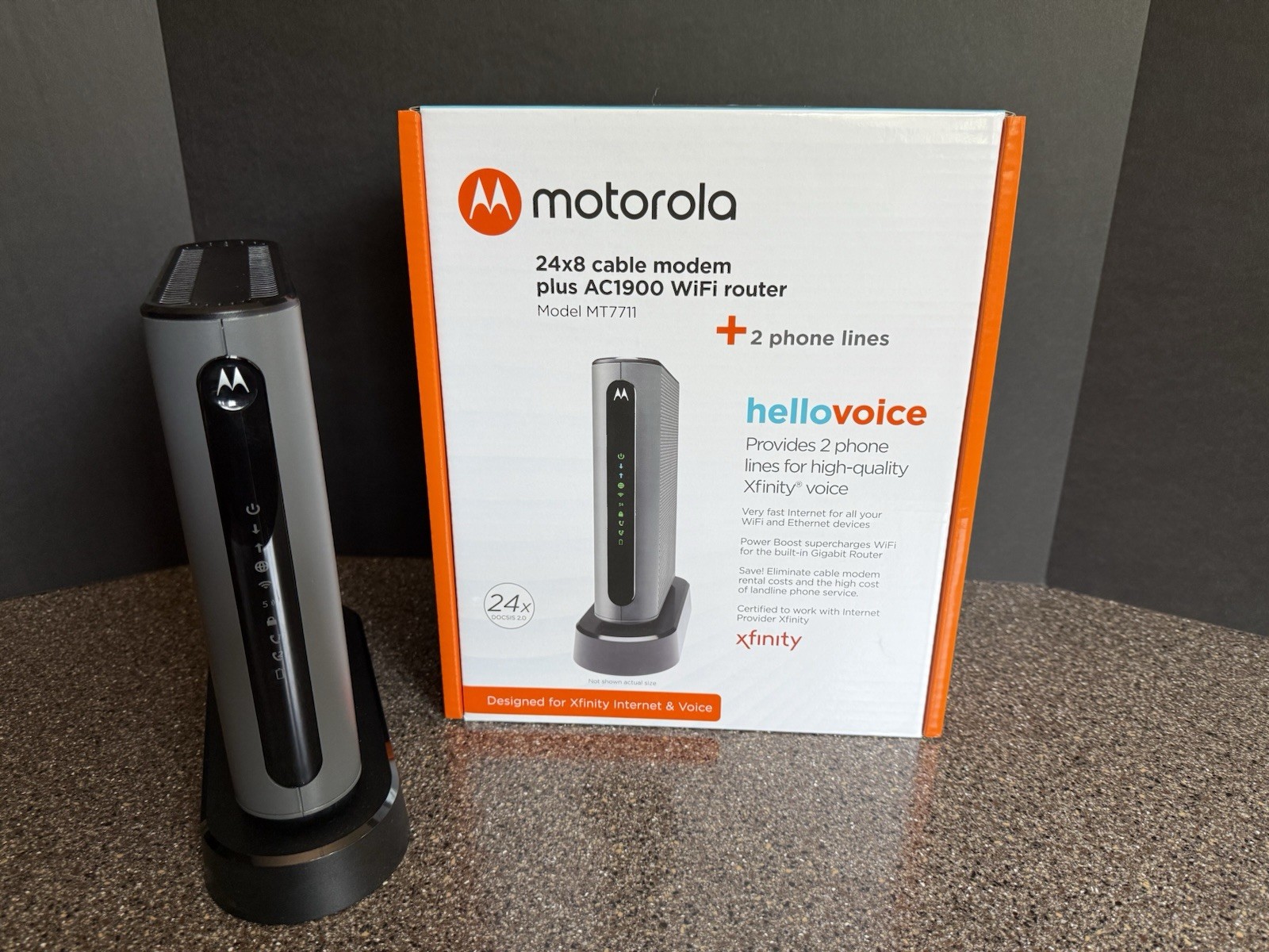 Motorola MT7711 24X8 Cable Modem plus AC1900 WiFi Router