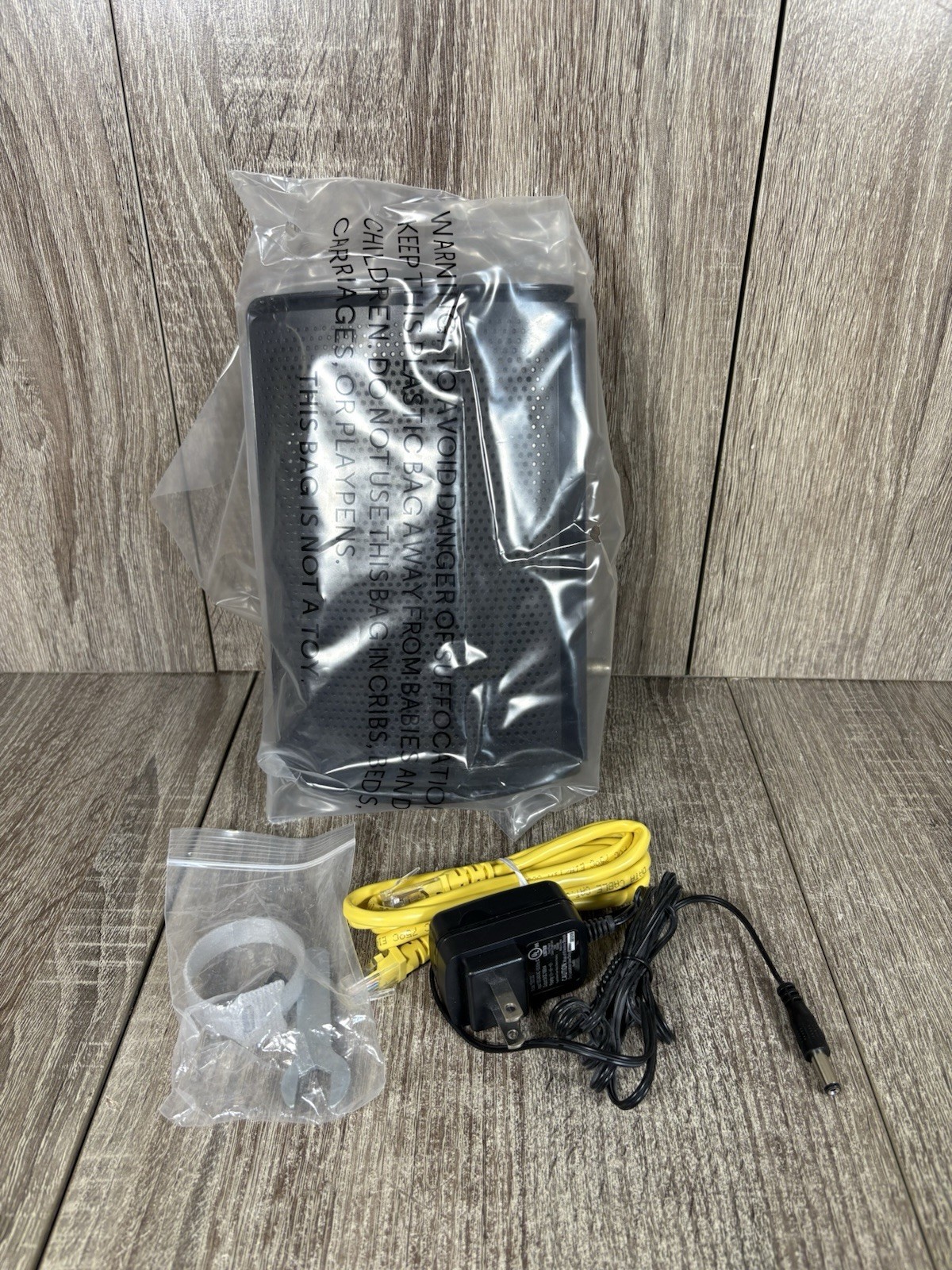 TP-Link TC-7610 343Mbps DOCSIS 3.0 High Speed Cable Modem Black – Free Shipping!