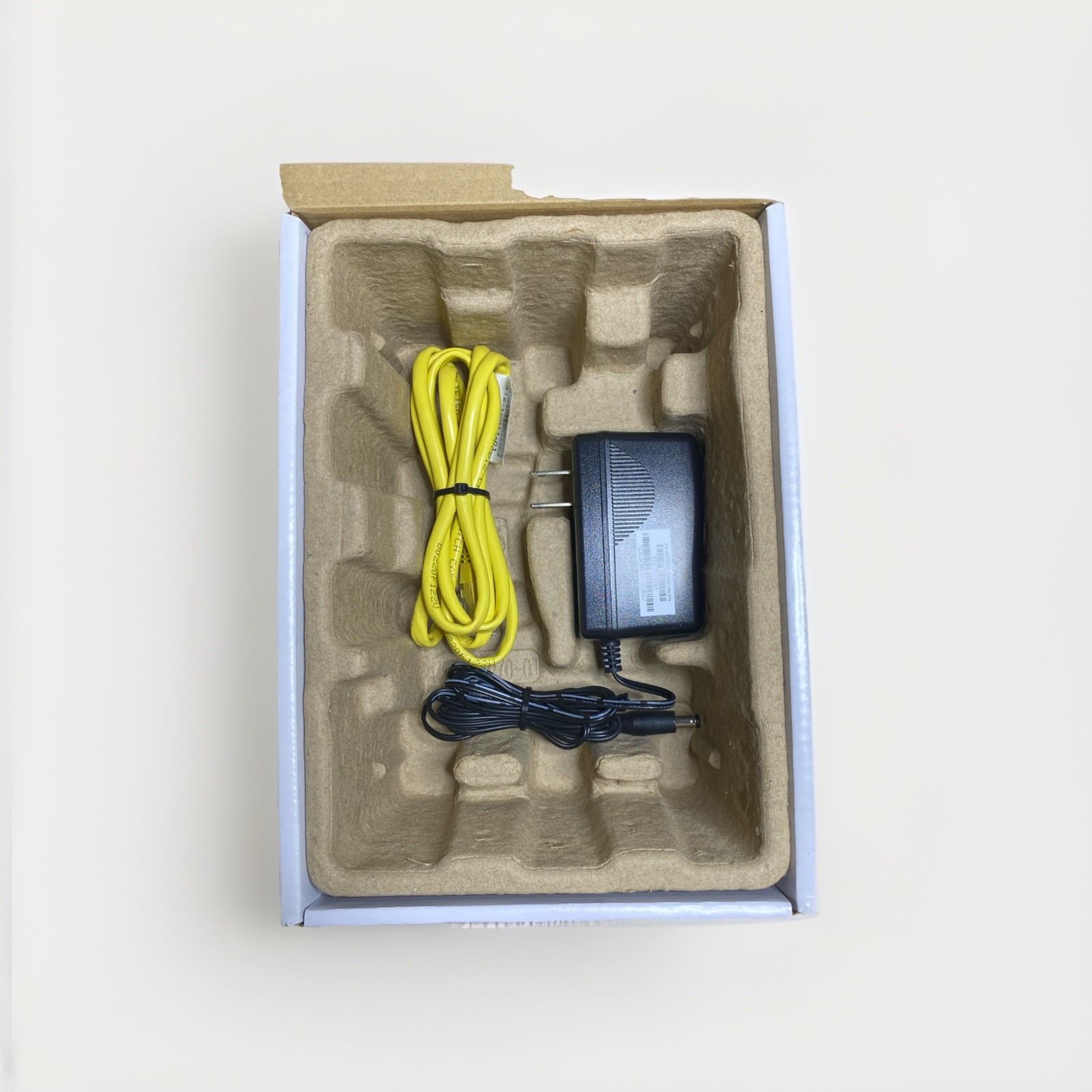Netgear High Speed Cable Modem Model CM500 Used Open Box Small Portable Packable