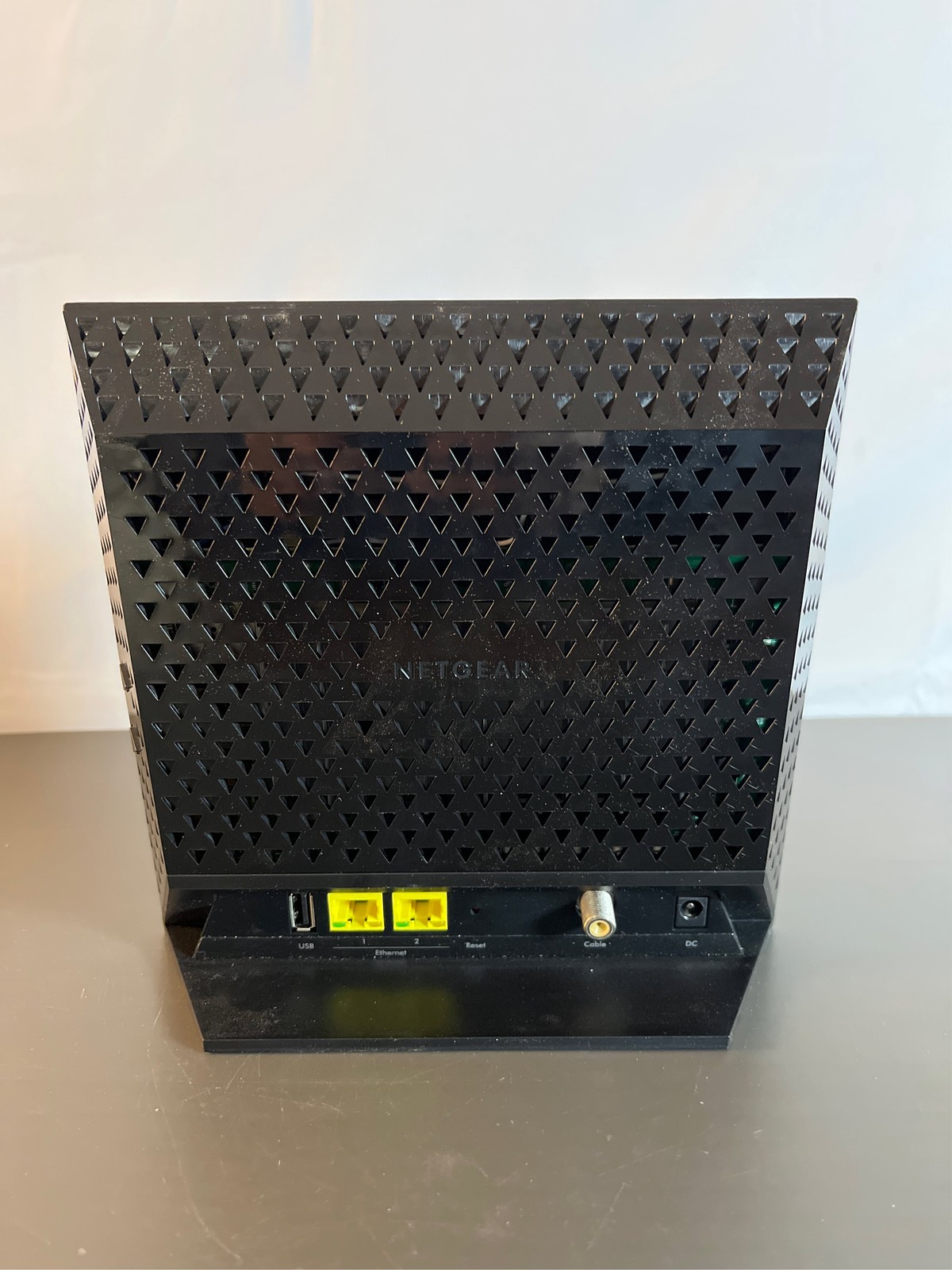 NETGEAR Cable Modem Wi-Fi Router Combo C6250 – Compatible with All Cable Provide