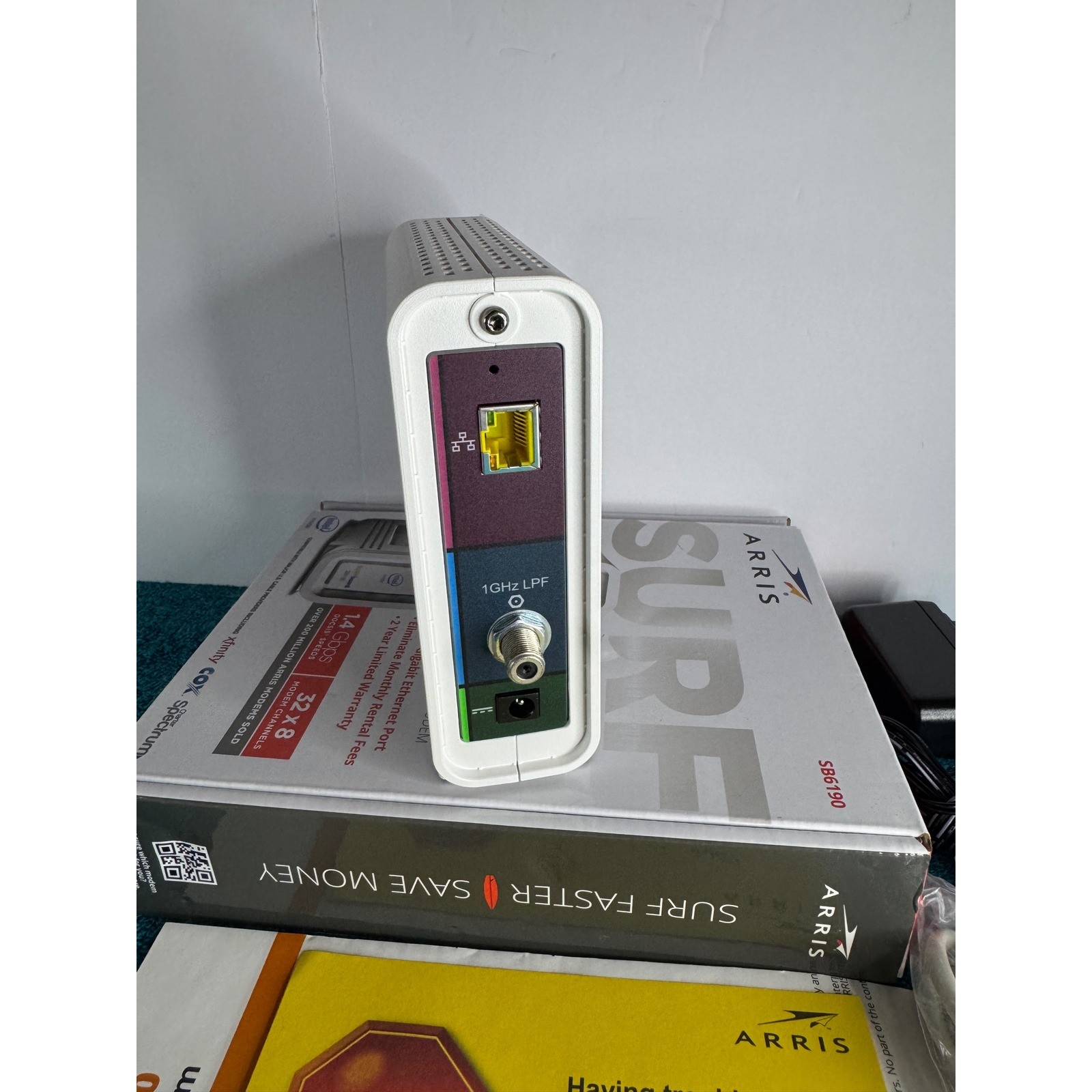 ARRIS SURFboard SB6190 DOCSIS 3.0 Cable Modem Intel Inside White – Ships Free