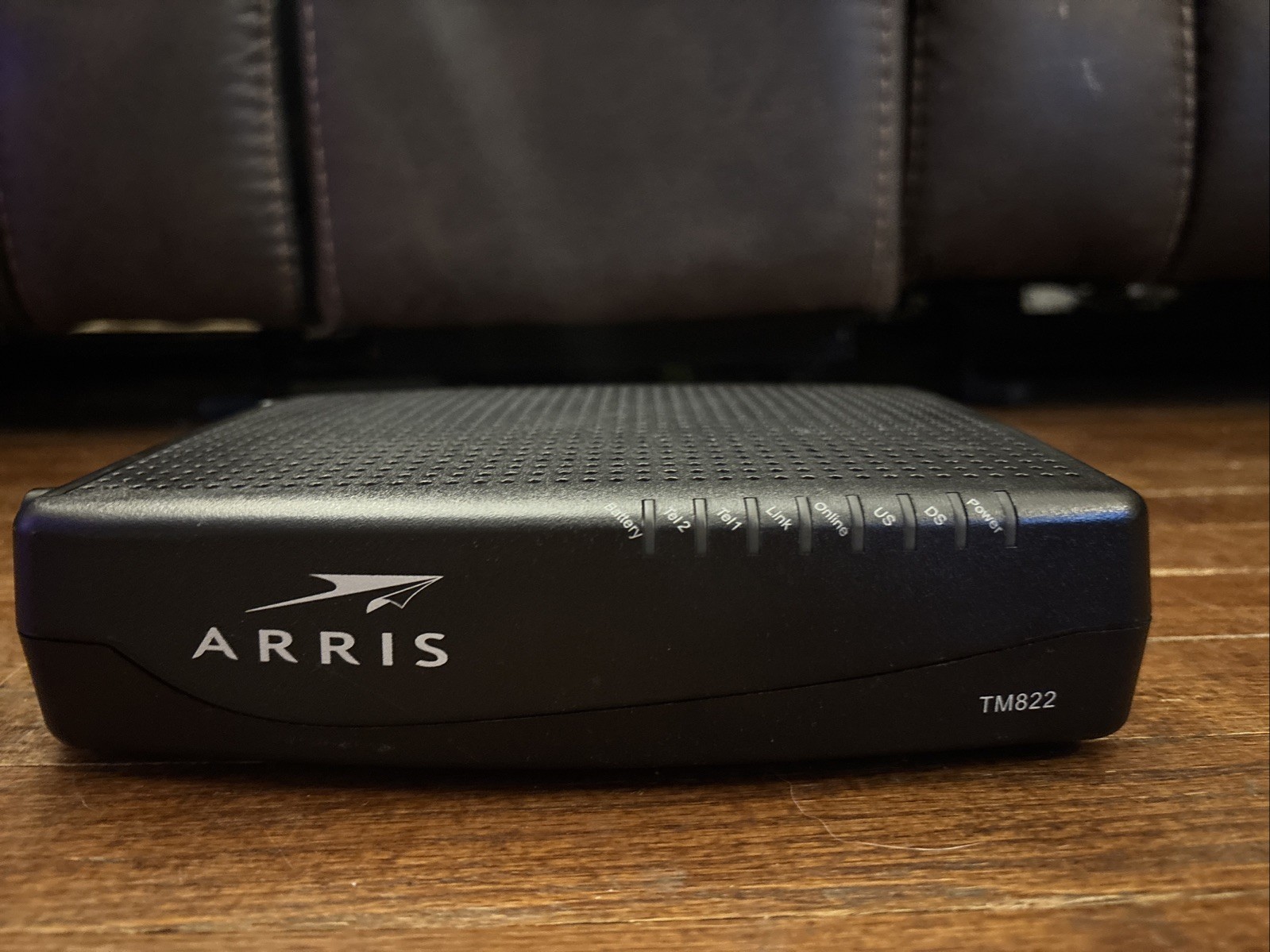 ARRIS Touchstone TM822G Telephony Modem. C3