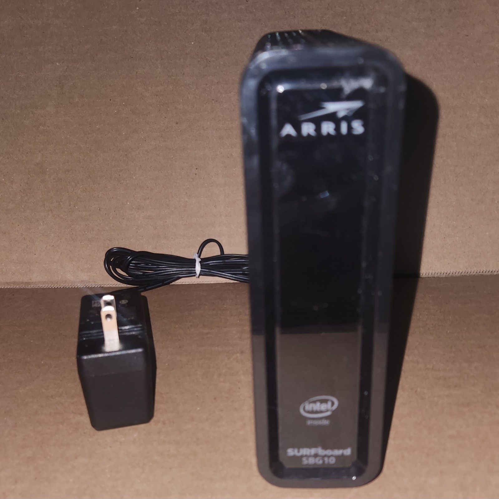 ARRIS (SBG10) – Cable Modem Router Combo – DOCSIS 3.0 16 x 4 Gigabit & AC1600…