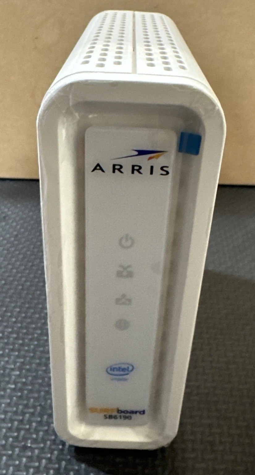 ARRIS SURFboard SB6190 DOCSIS 3.0 32 x 8 Gigabit Cable Modem IPv6