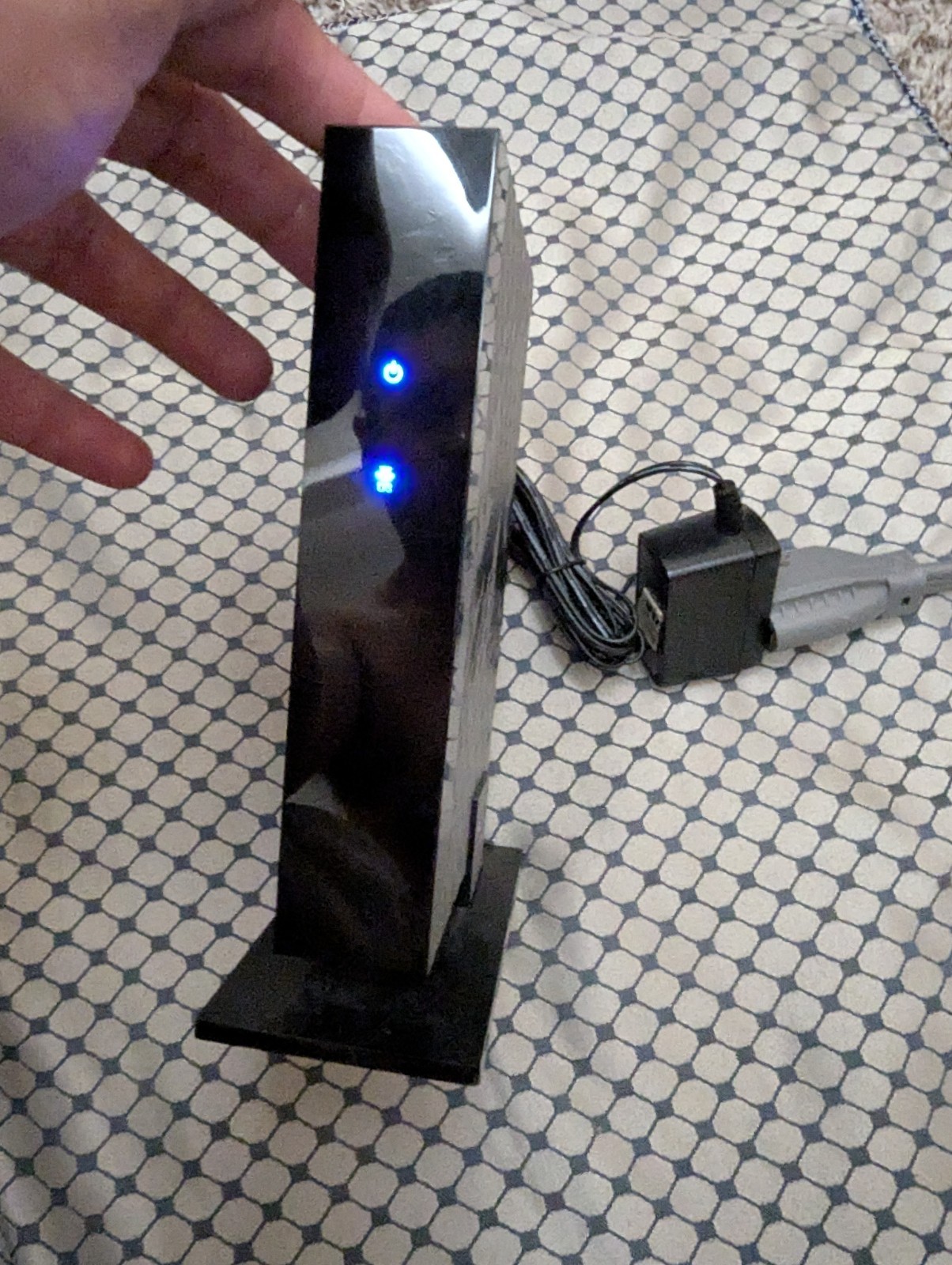 ASUS CM-16 DOCSIS 3.0 Cable MODEM Gigabit LAN 686Mbps w Power Cord & Ethernet