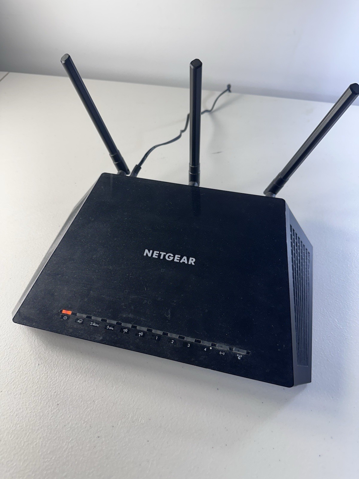 NETGEAR R6400 AC1750 Dual Band Smart WiFi Router w/ Power Adapter Tested