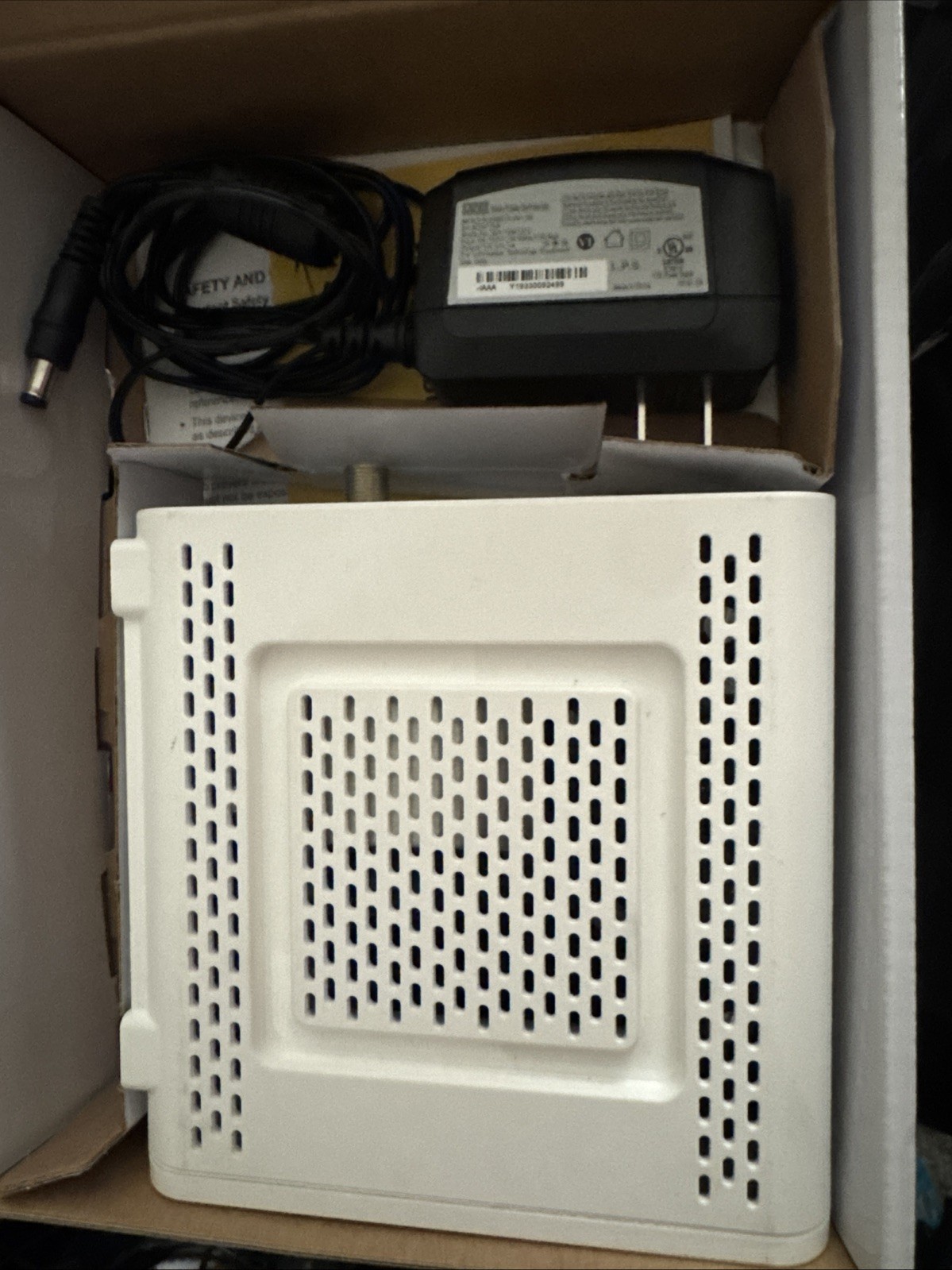 Arris Surf Board DOCSIS 3.0 CABLE MODEM