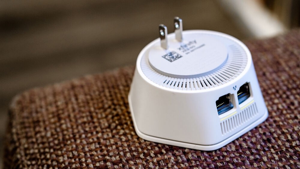 Xfinity xFi Wi-Fi Pod Ethernet Repeater – White